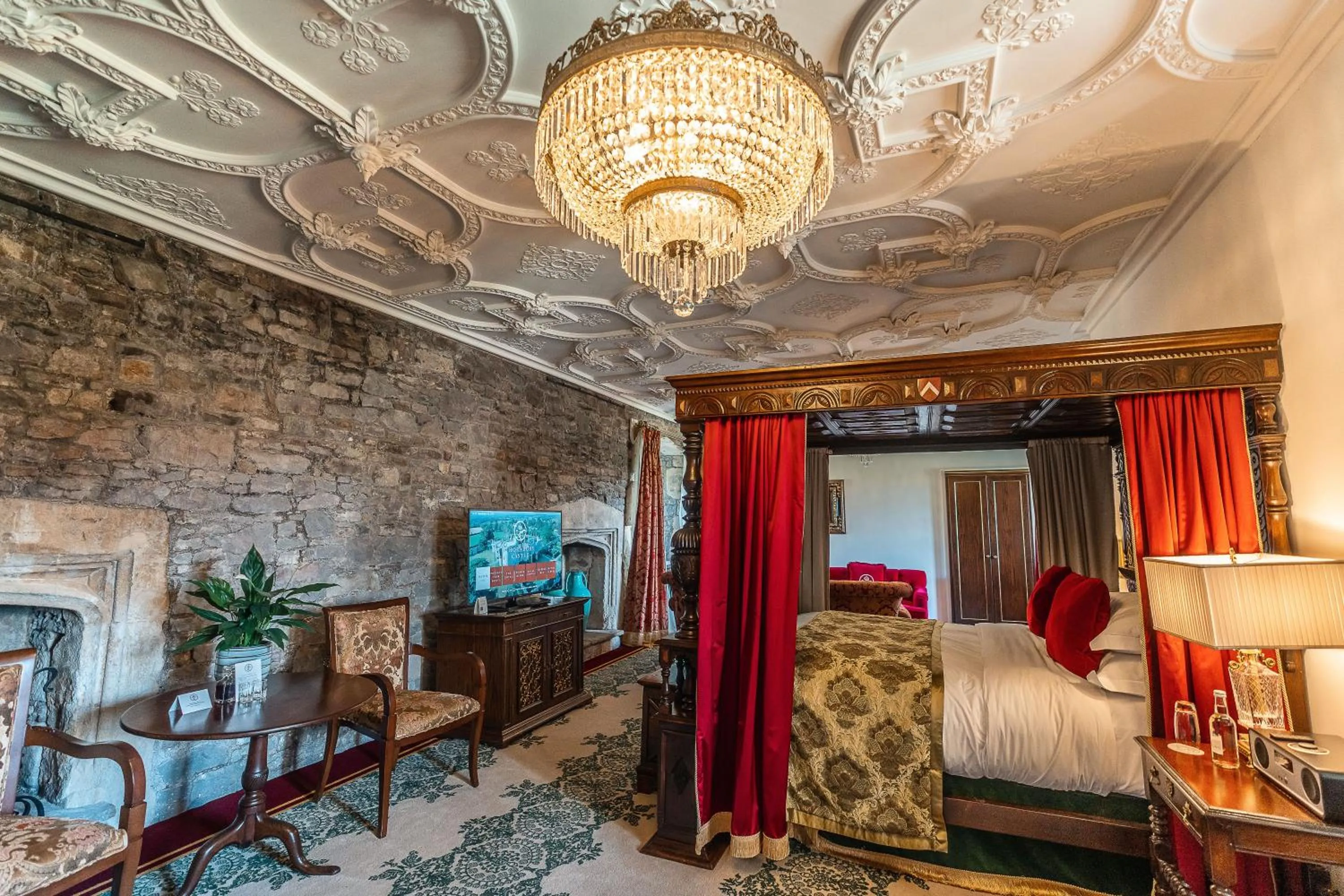 Bed in Thornbury Castle - A Relais & Chateaux Hotel