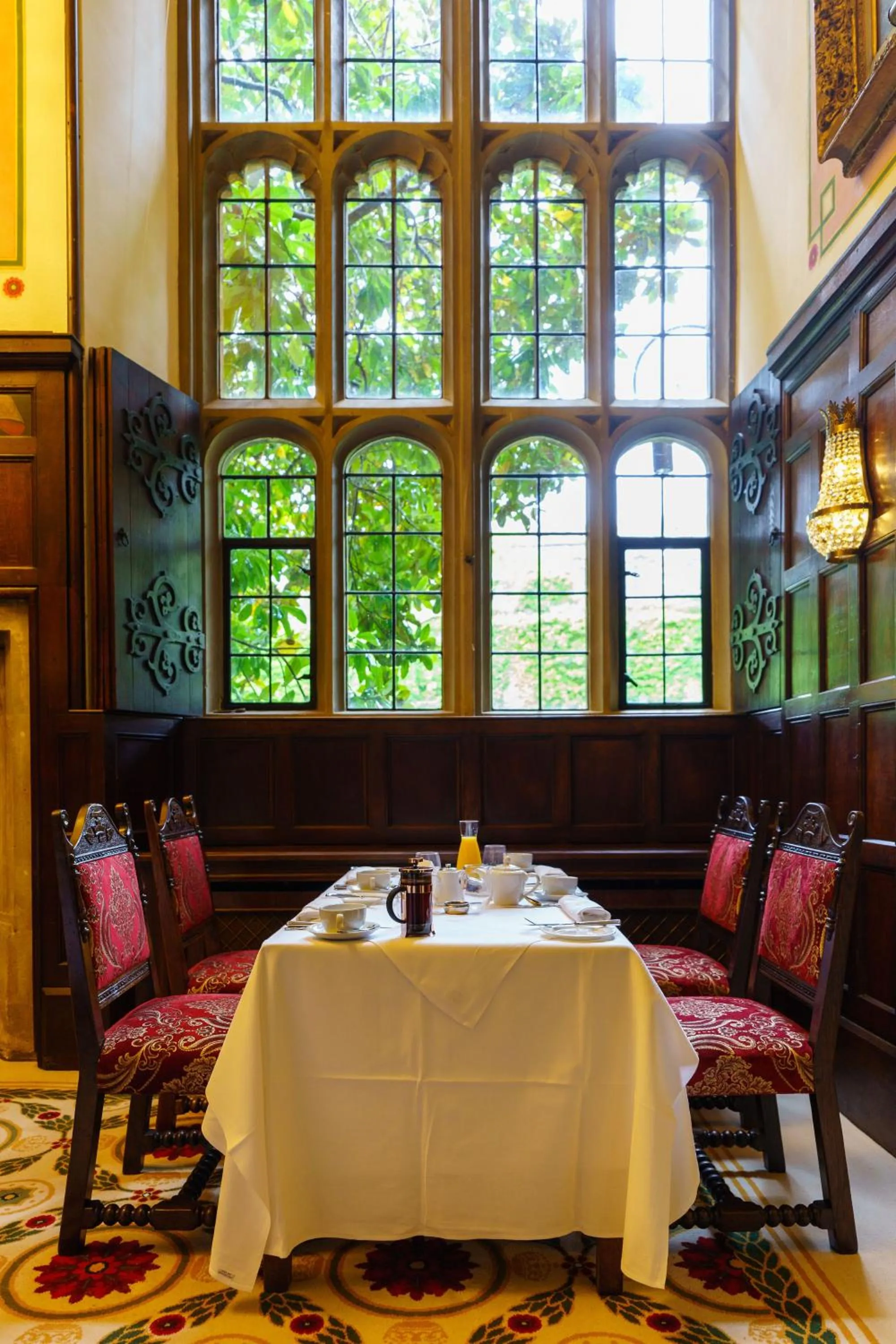 Restaurant/places to eat in Thornbury Castle - A Relais & Chateaux Hotel