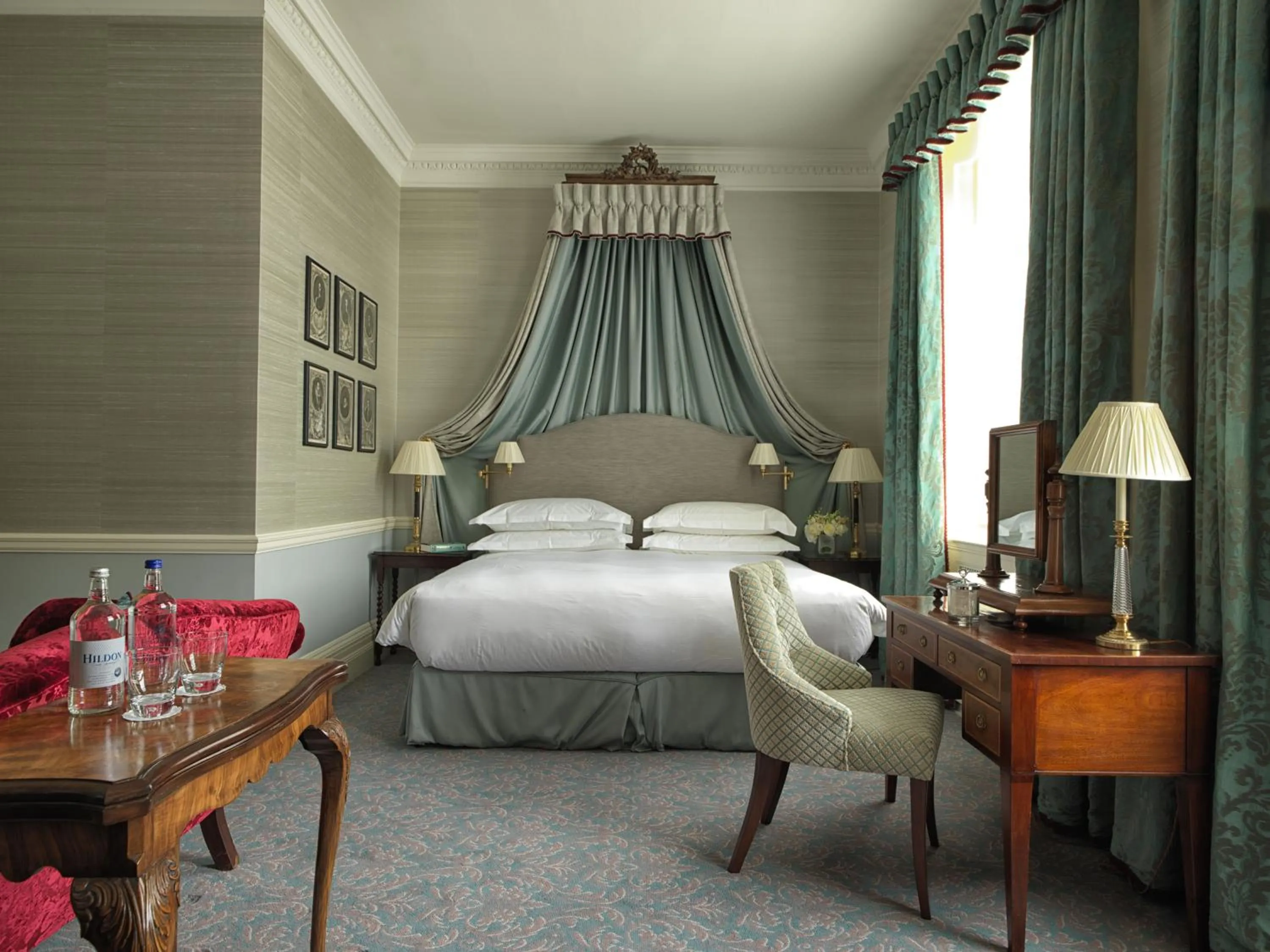 Bedroom, Bed in Cliveden House - an Iconic Luxury Hotel