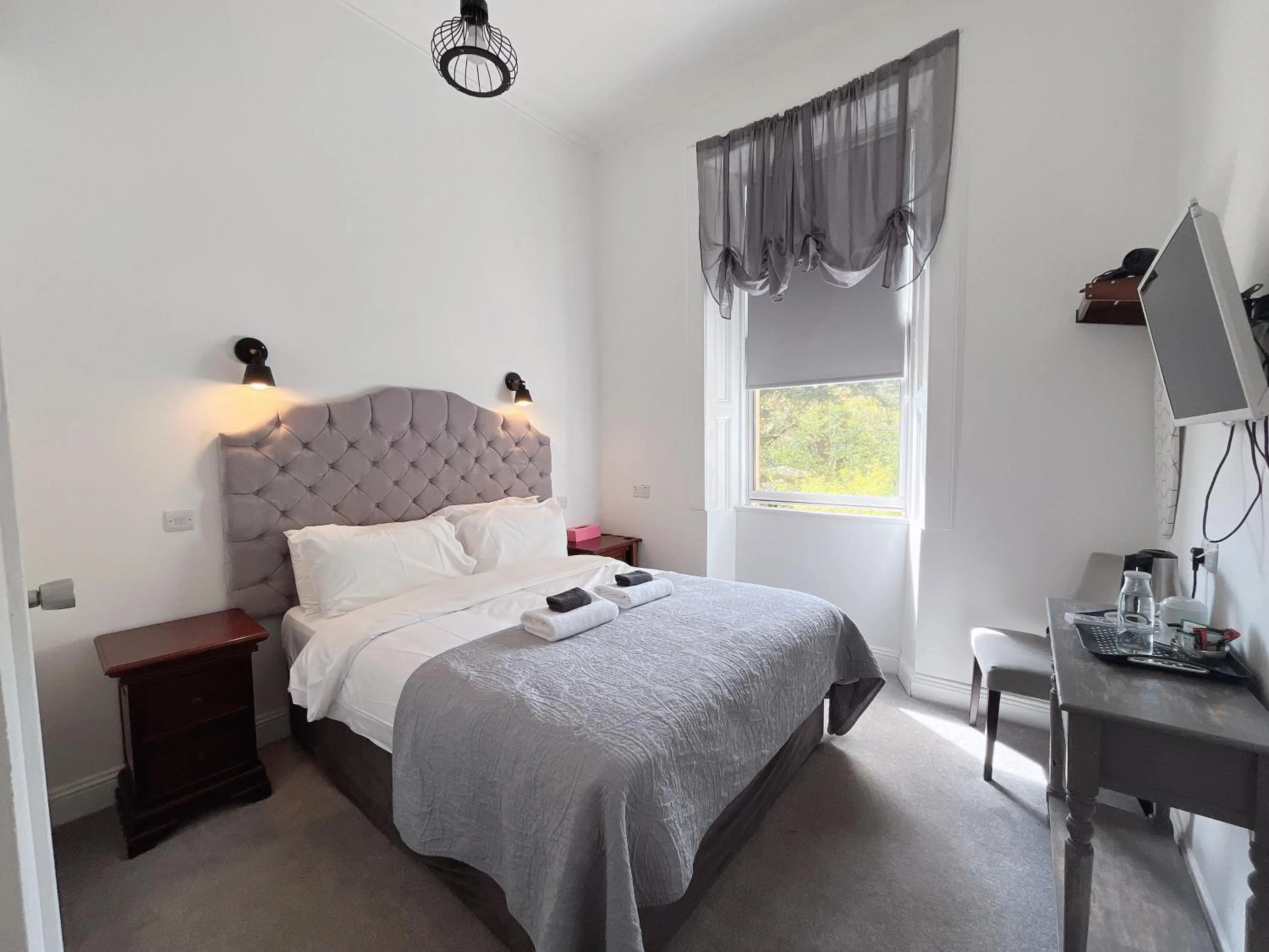 Bed in Allison House 16