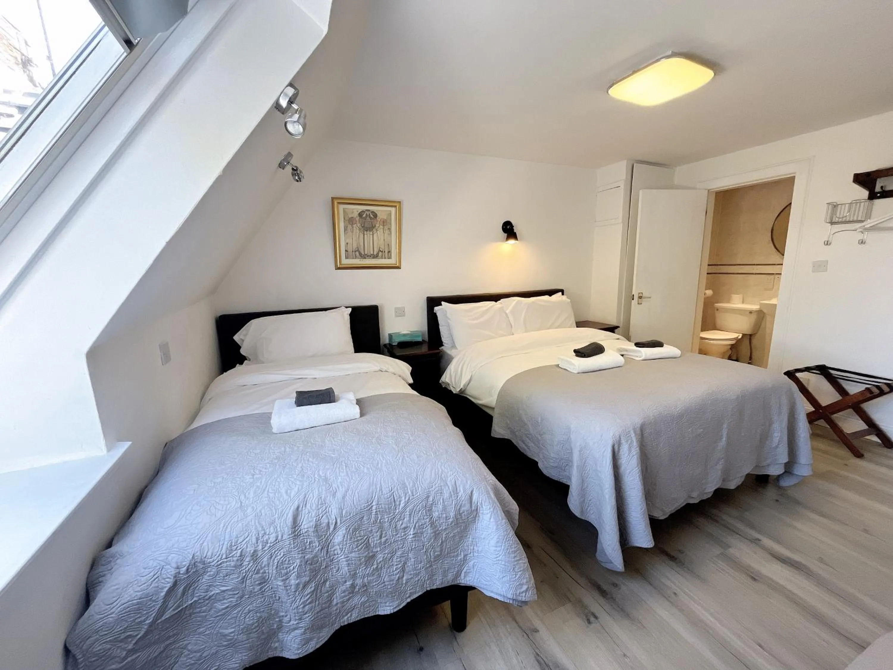 Bed in Allison House 16