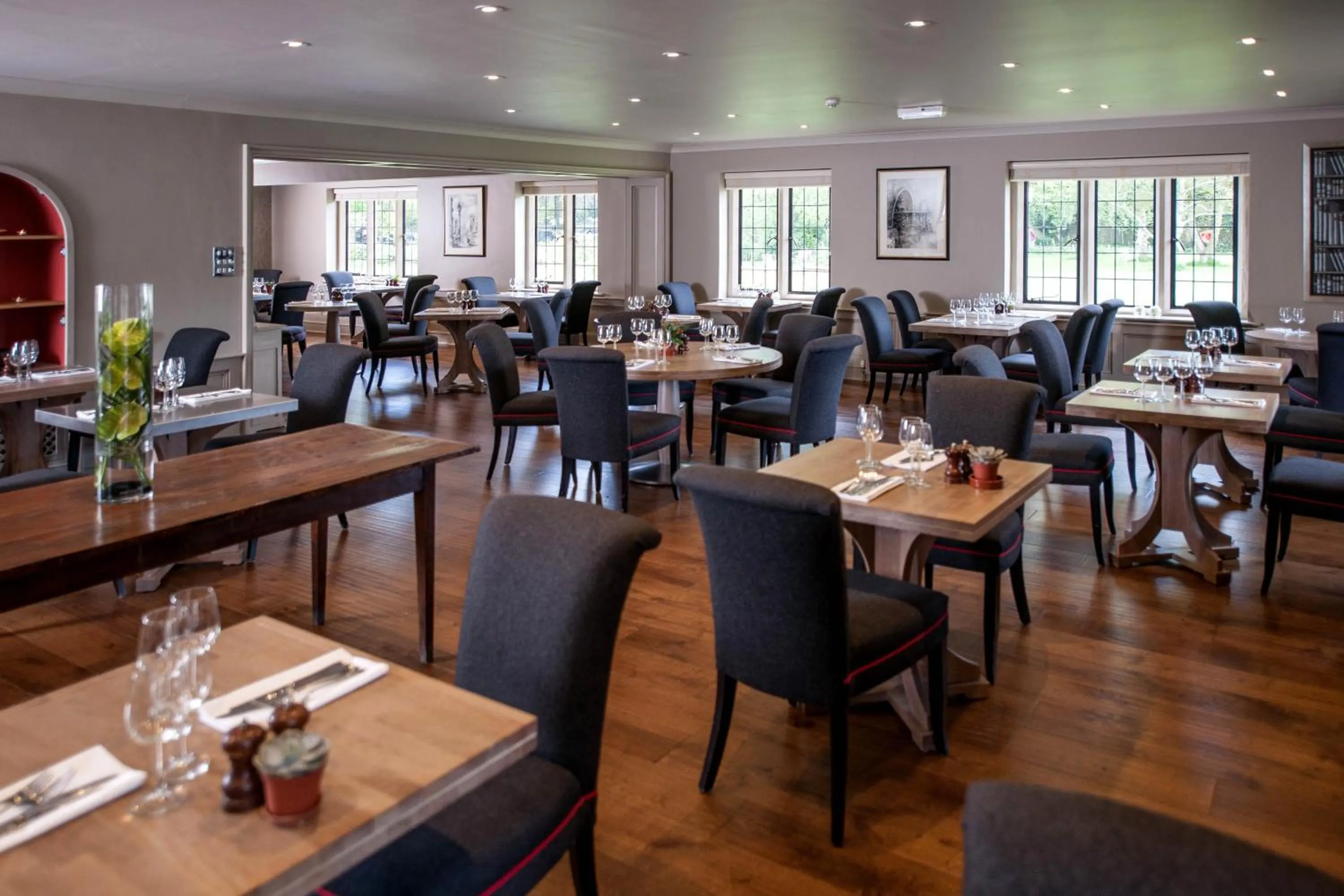 Restaurant/places to eat in The Slaughters Country Inn