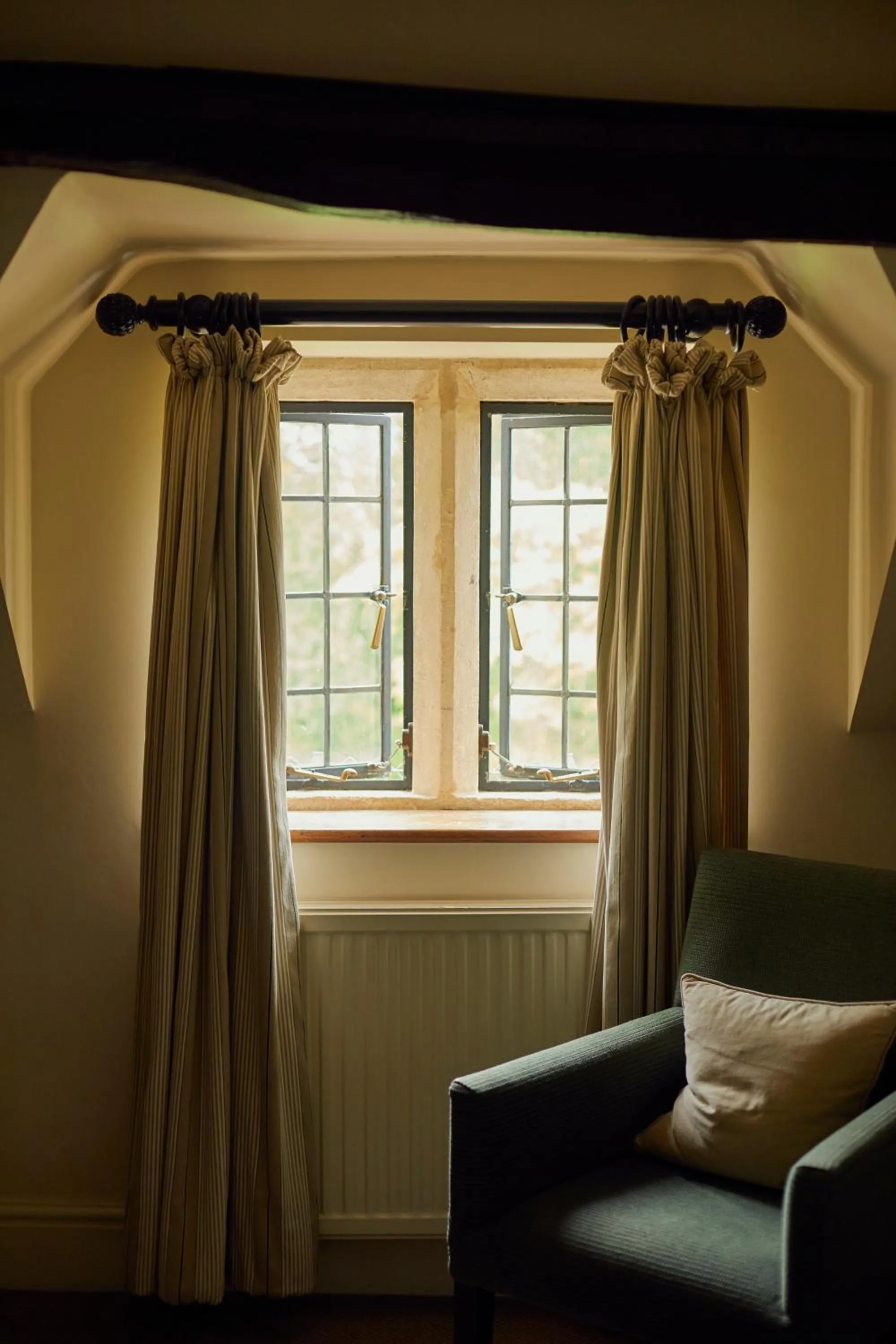 Bedroom in The Slaughters Country Inn