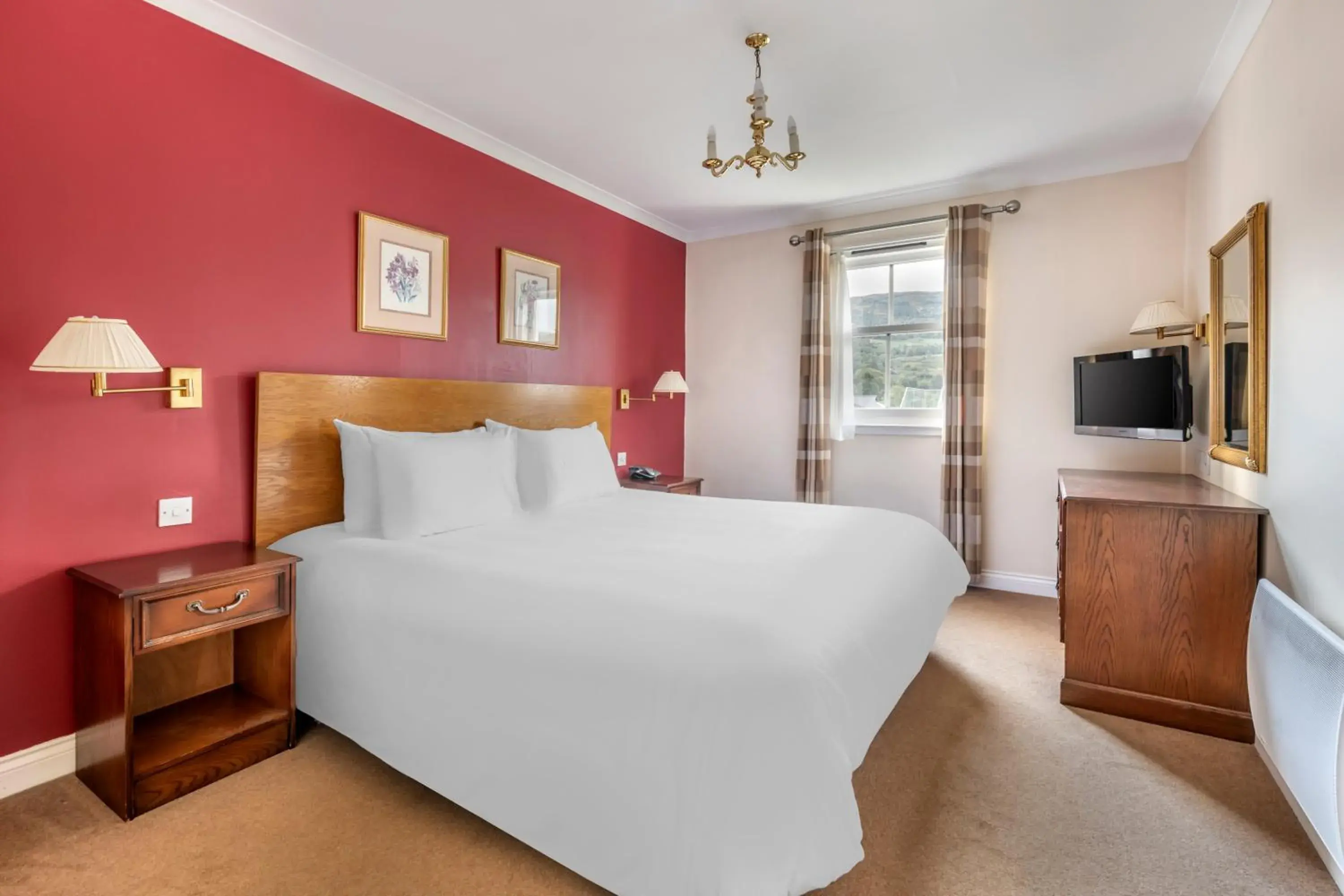 Bedroom, Bed in The Kenmore Club Bedroom, Bed in The Kenmore Club