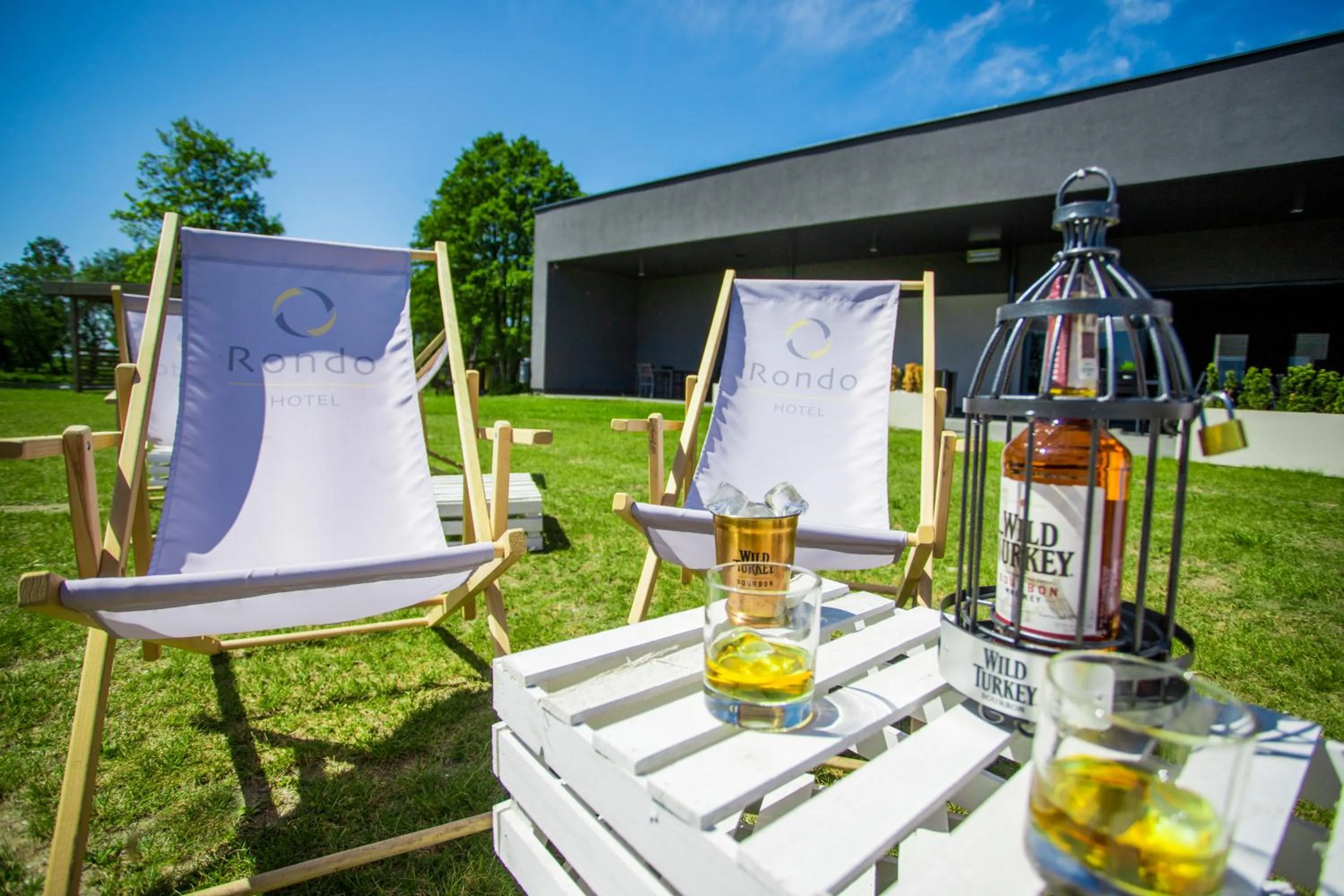 Night in Hotel Rondo