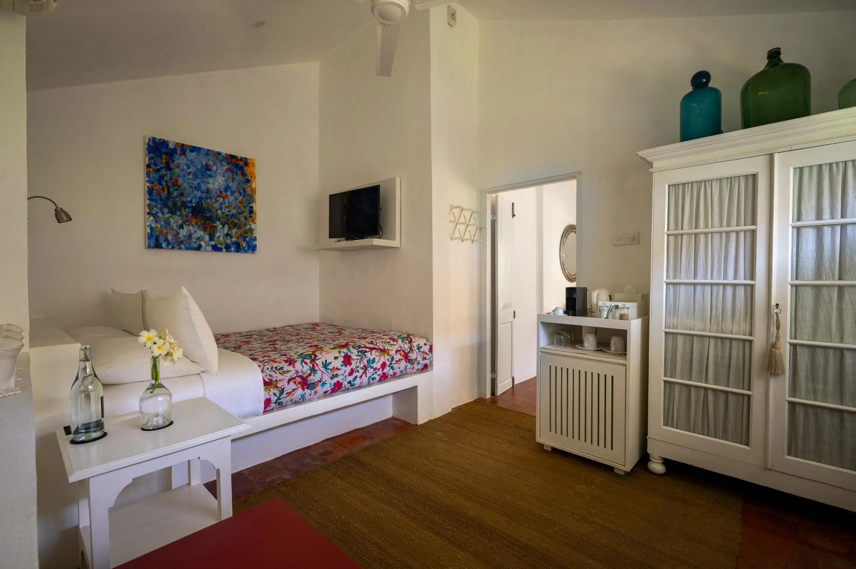 Bed in Nyne Hotels Rock Villa - Bentota