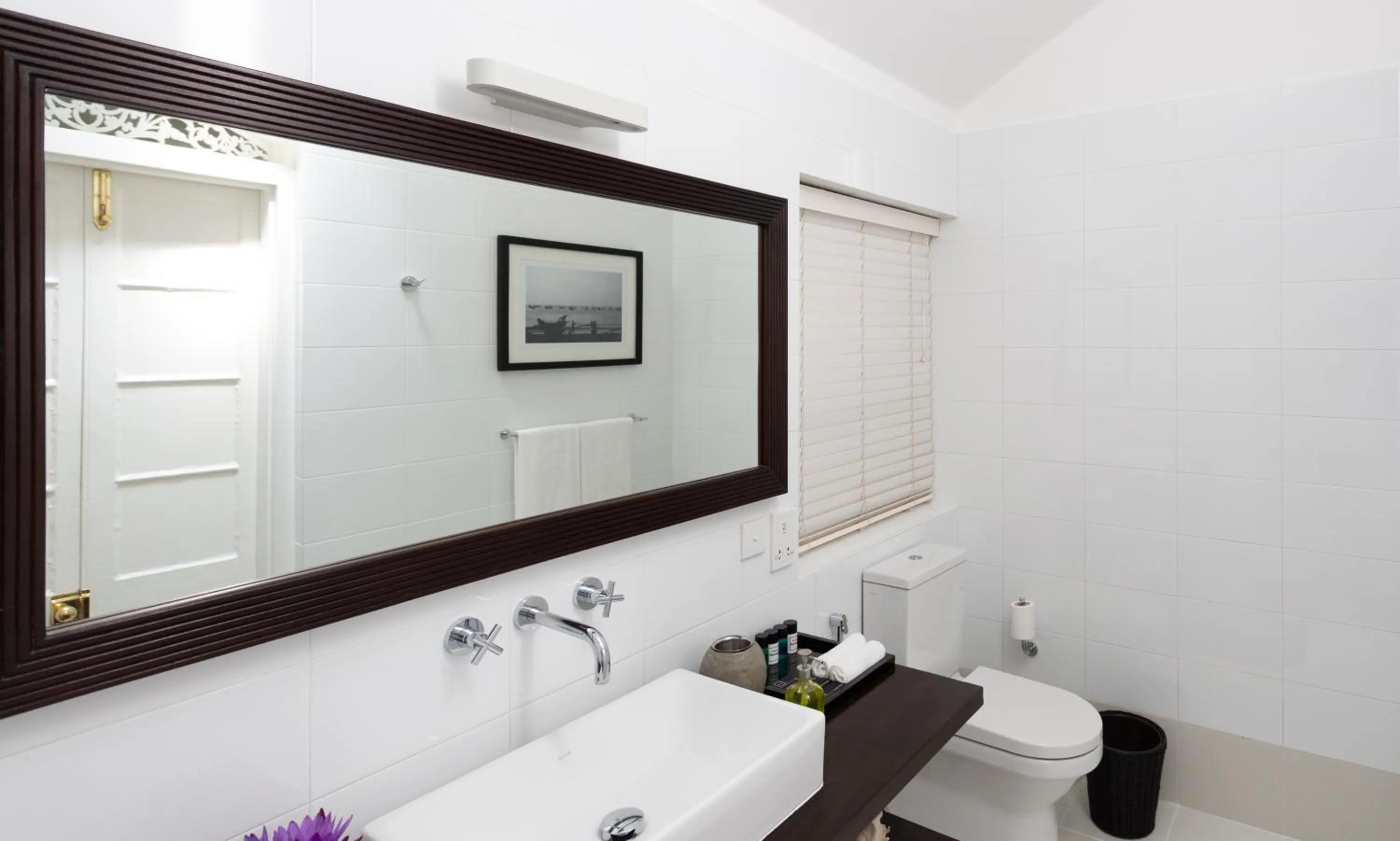 Bathroom in Nyne Hotels Rock Villa - Bentota