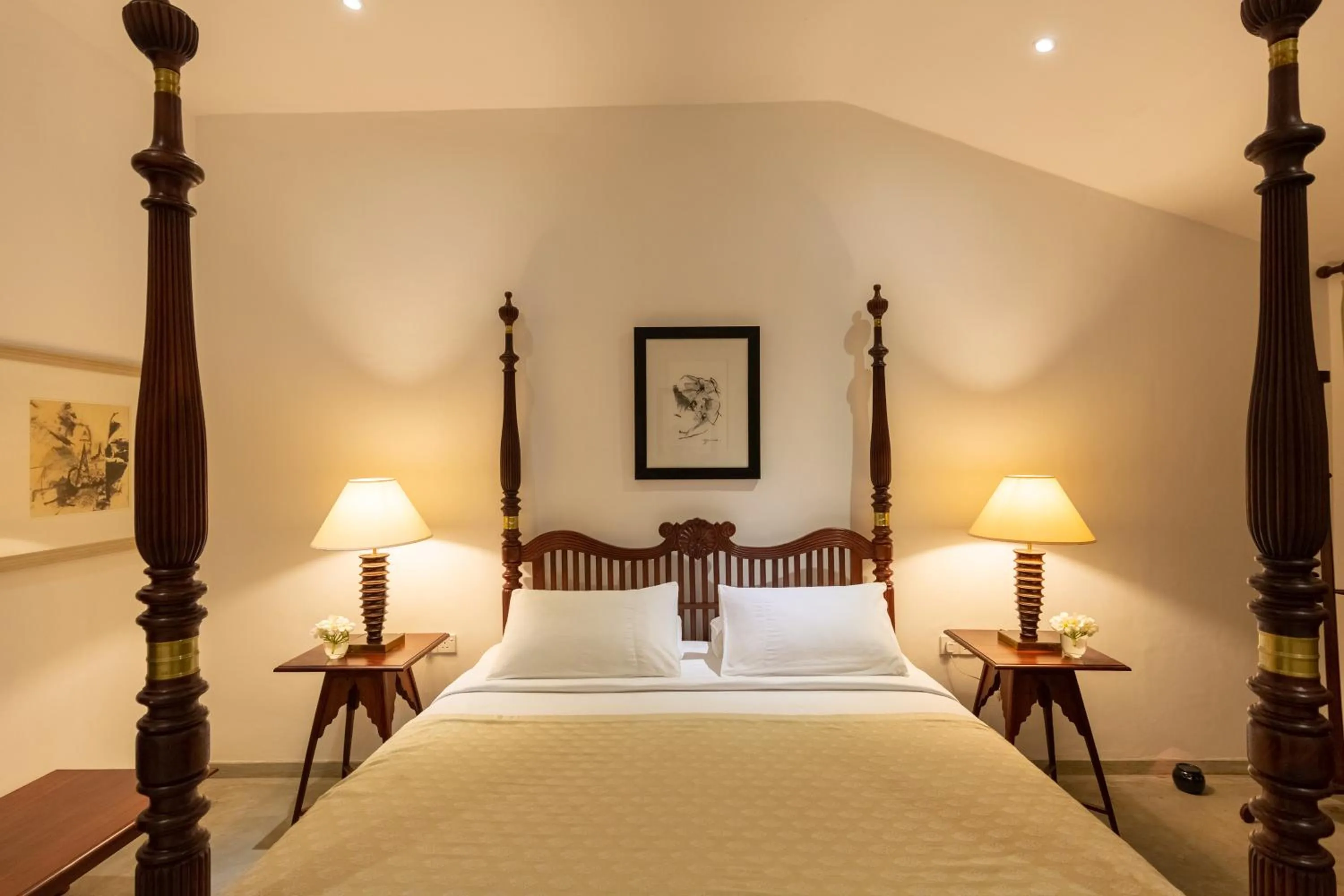 Bed in Nyne Hotels Rock Villa - Bentota