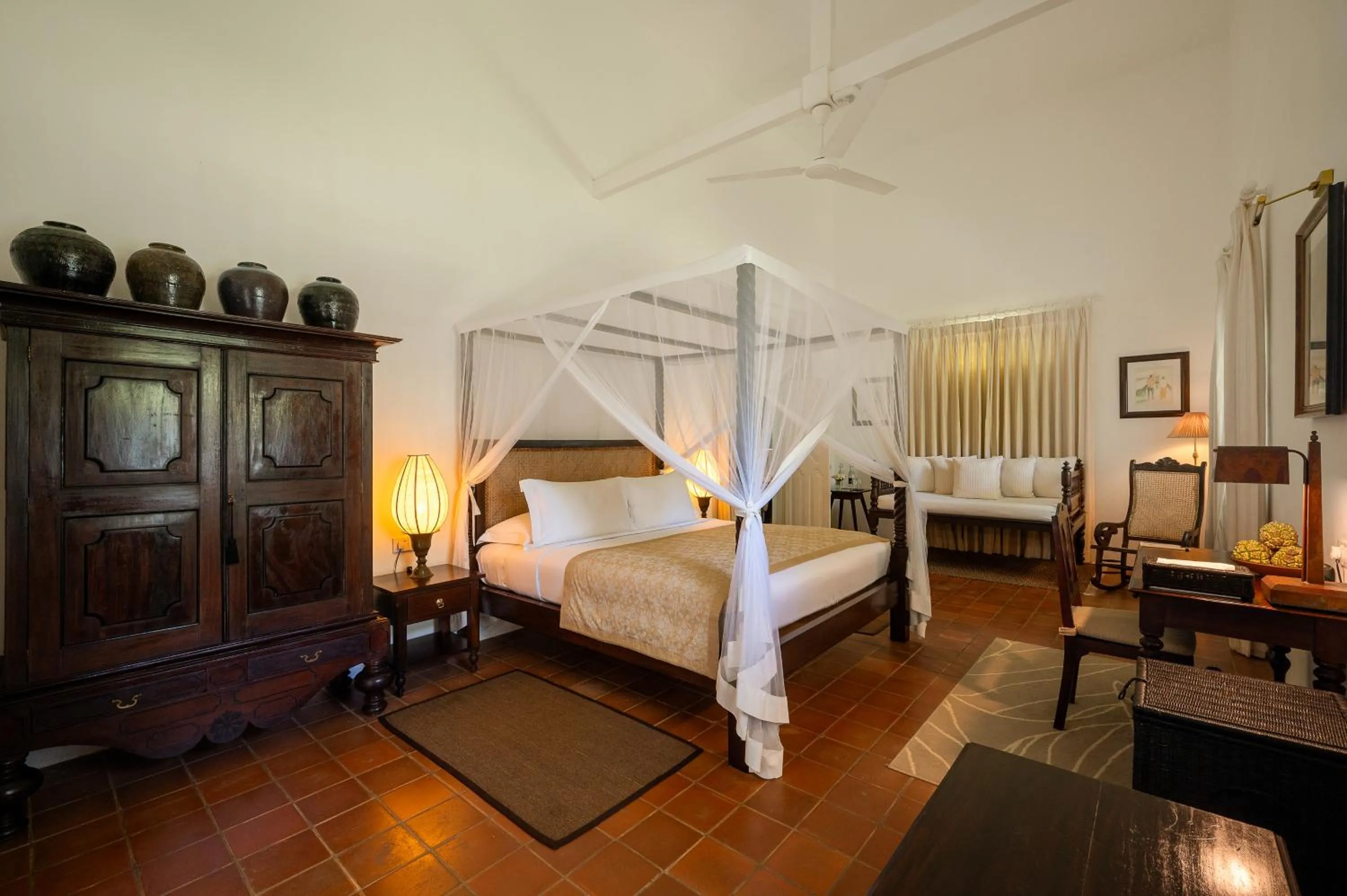 Bed in Nyne Hotels Rock Villa - Bentota