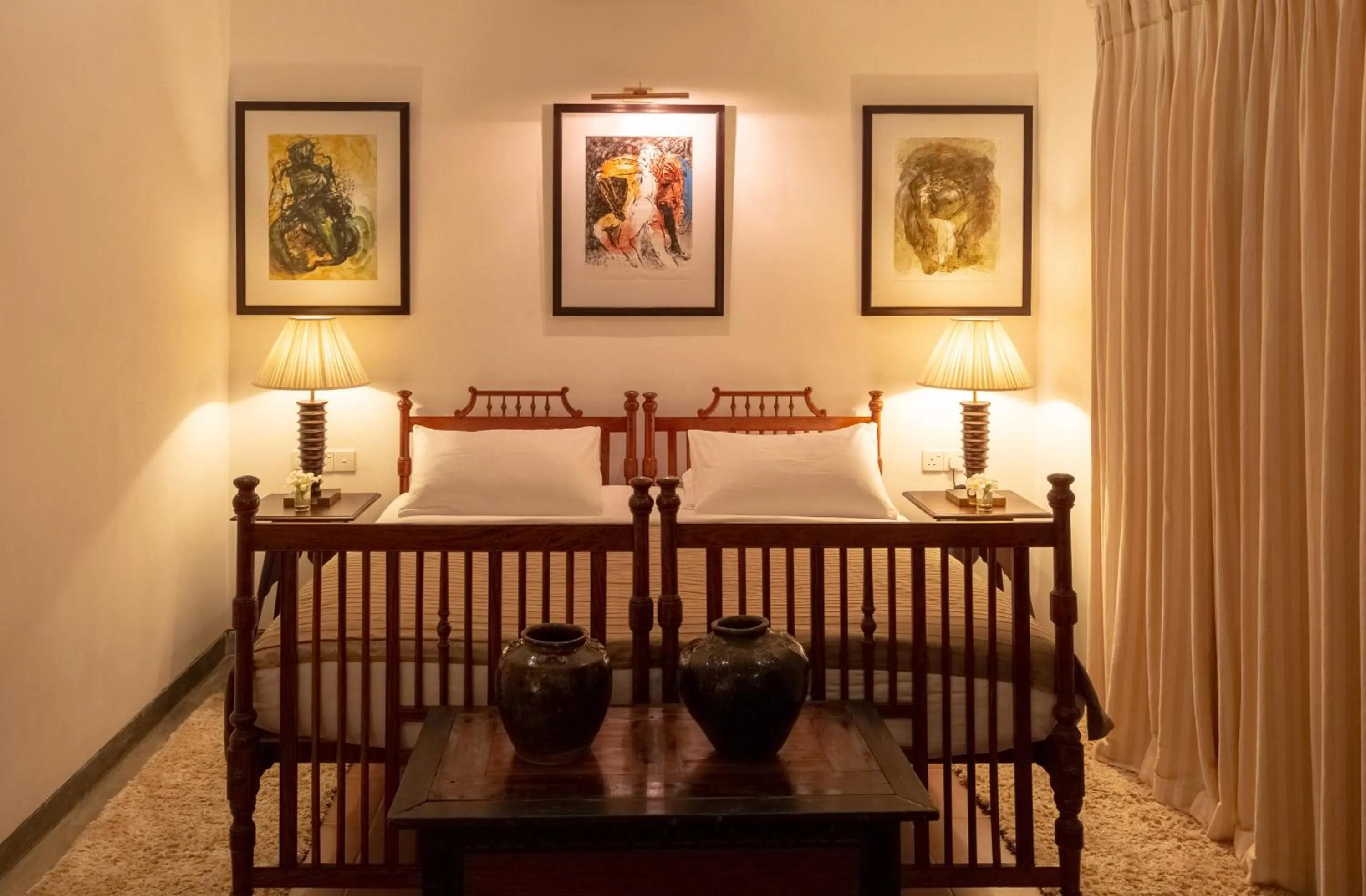 Bed in Nyne Hotels Rock Villa - Bentota