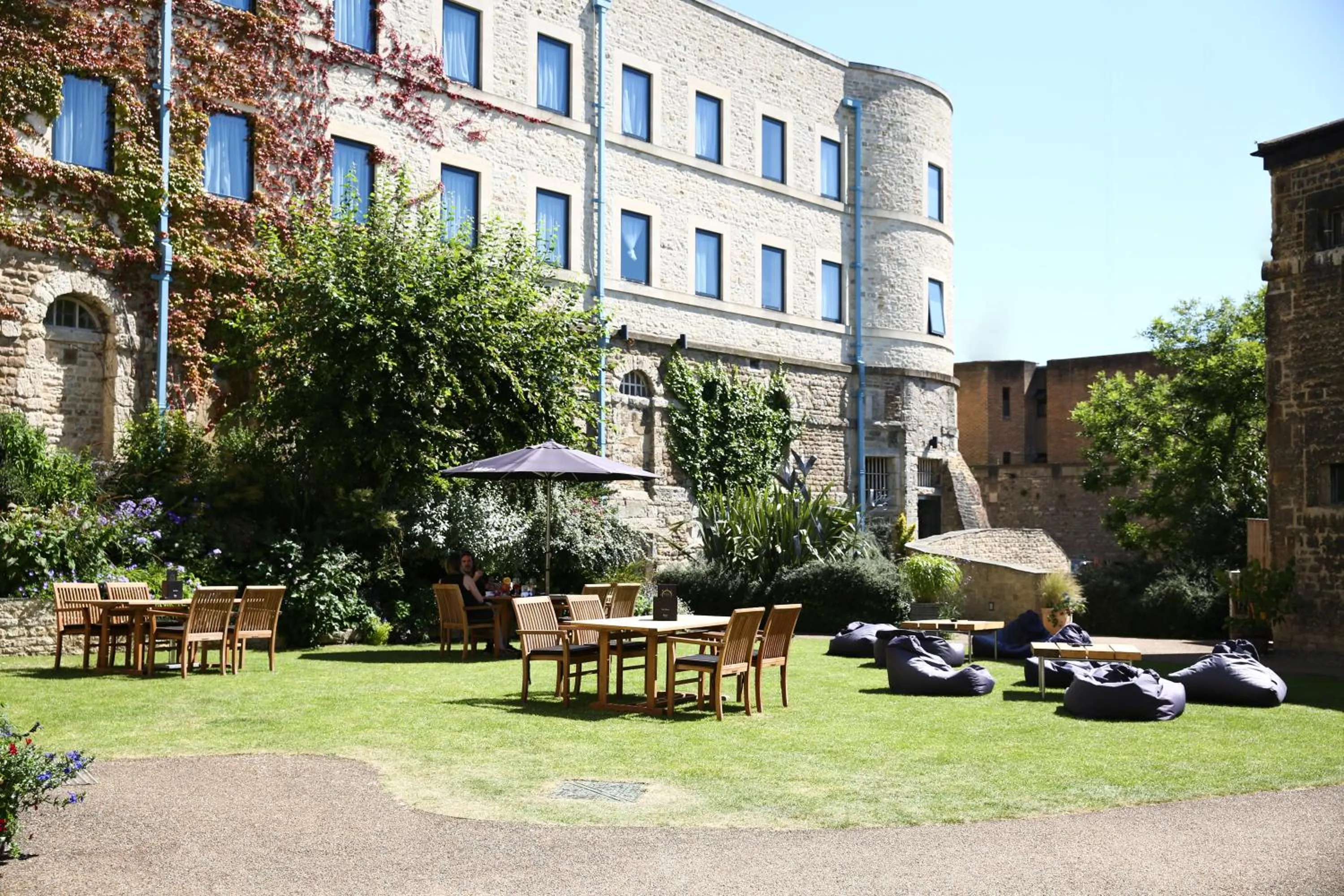 Garden in Malmaison Oxford