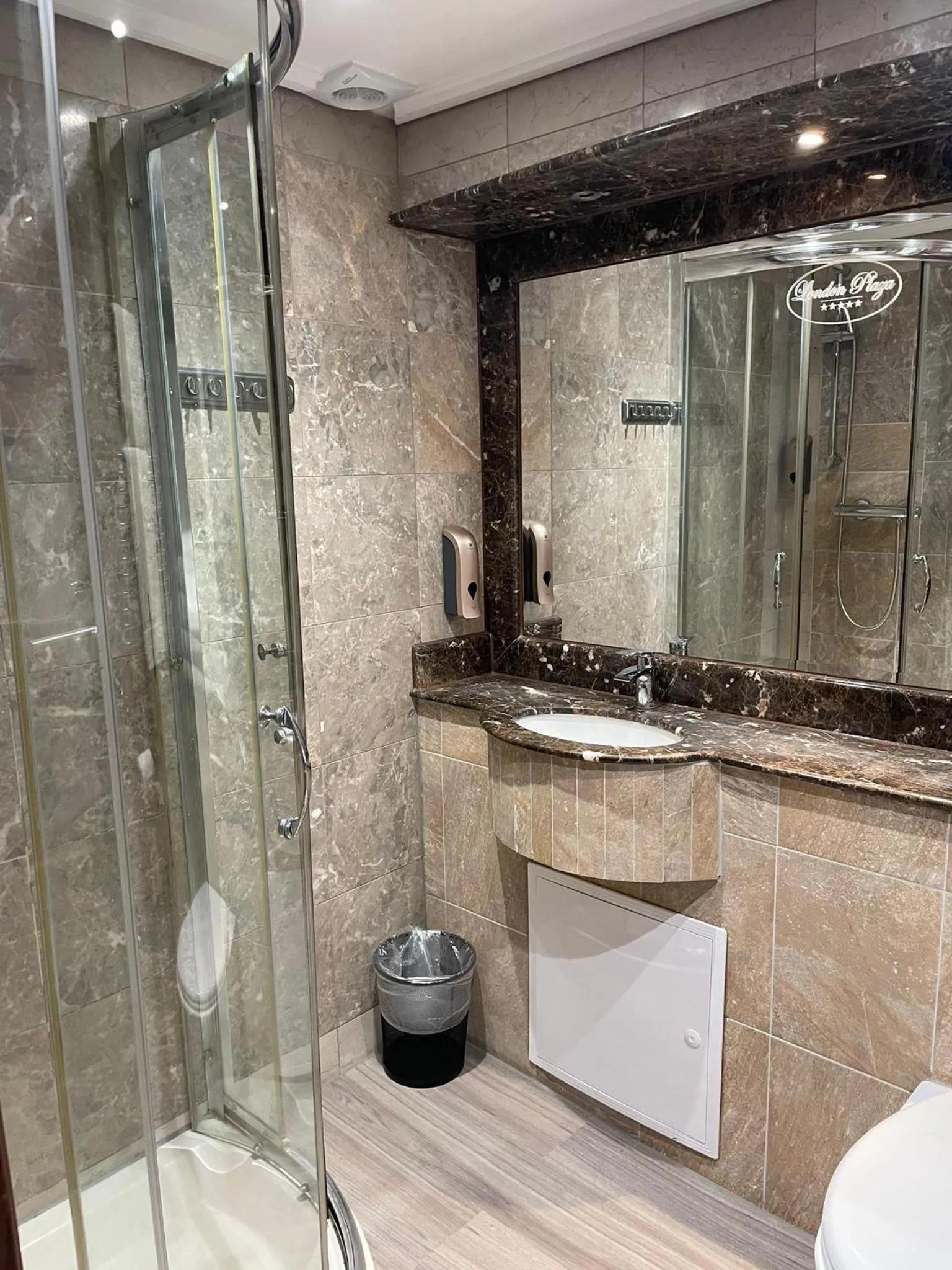 Bedroom in MSK Superior