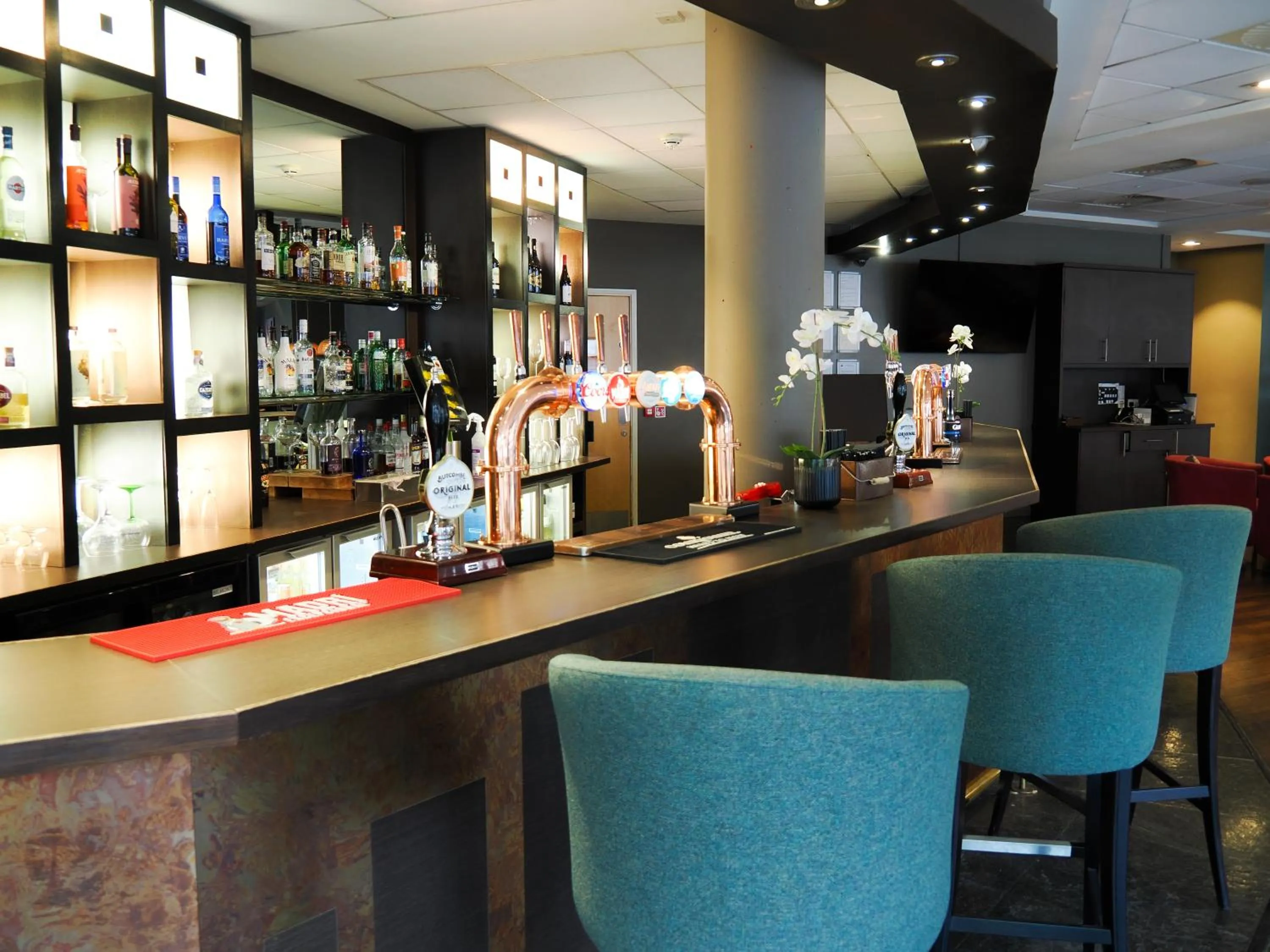Lounge or bar in Future Inn Bristol