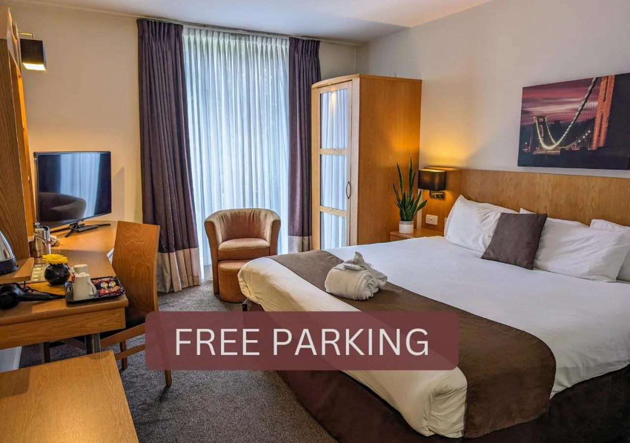 Bedroom, Bed in Future Inn Bristol