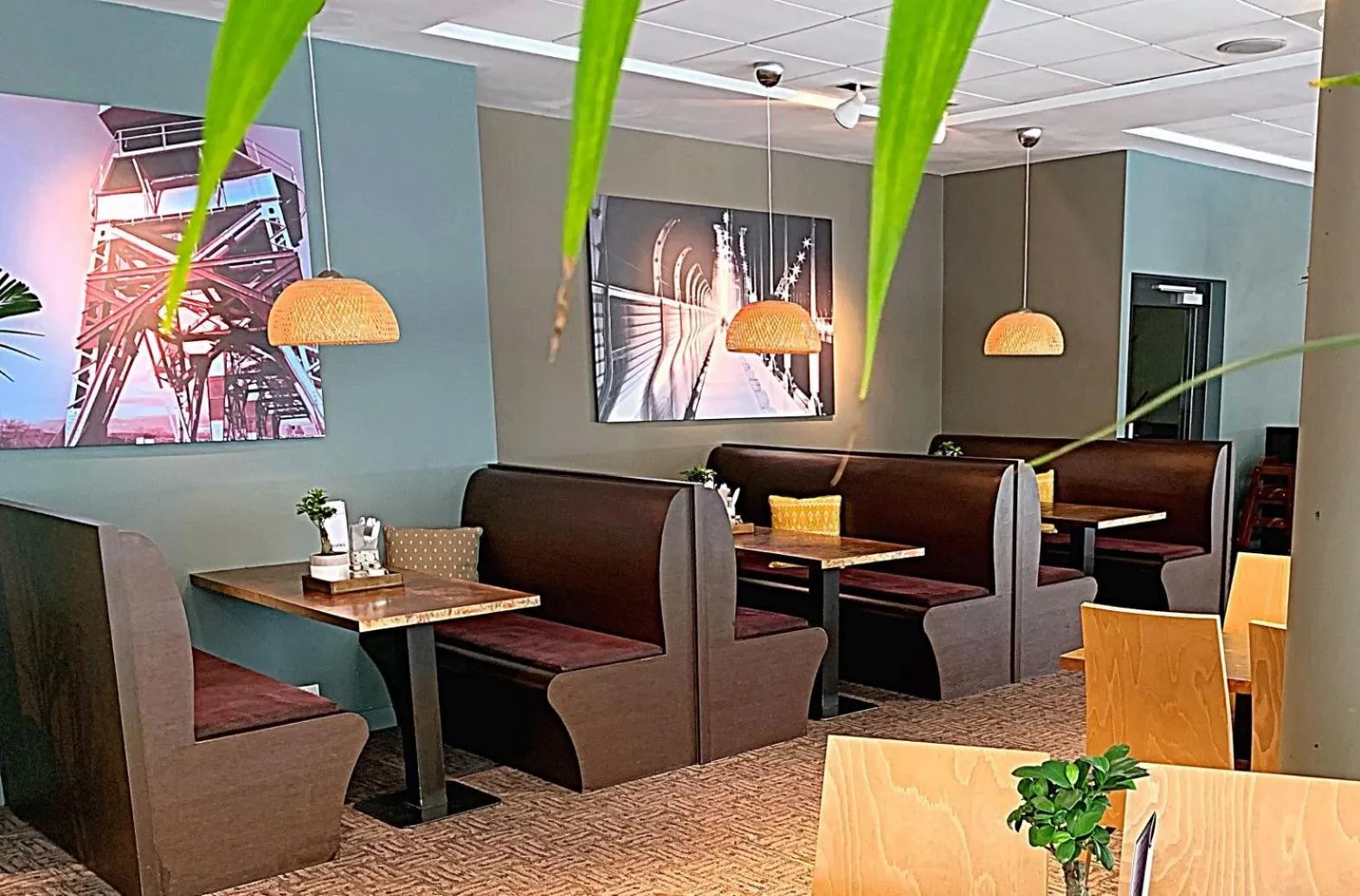 Restaurant/places to eat in Future Inn Bristol