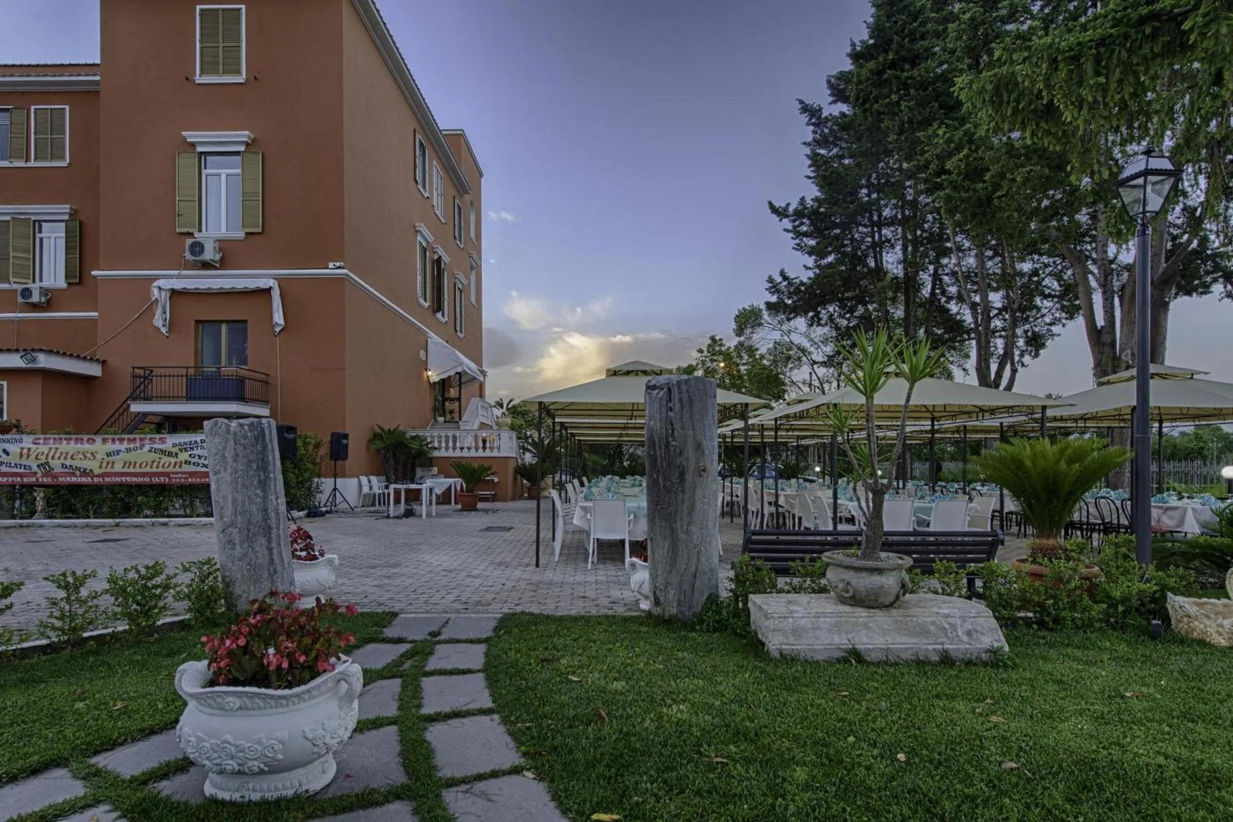 Natural landscape in Il Postiglione Hotel - Sala Ricevimenti Minturno