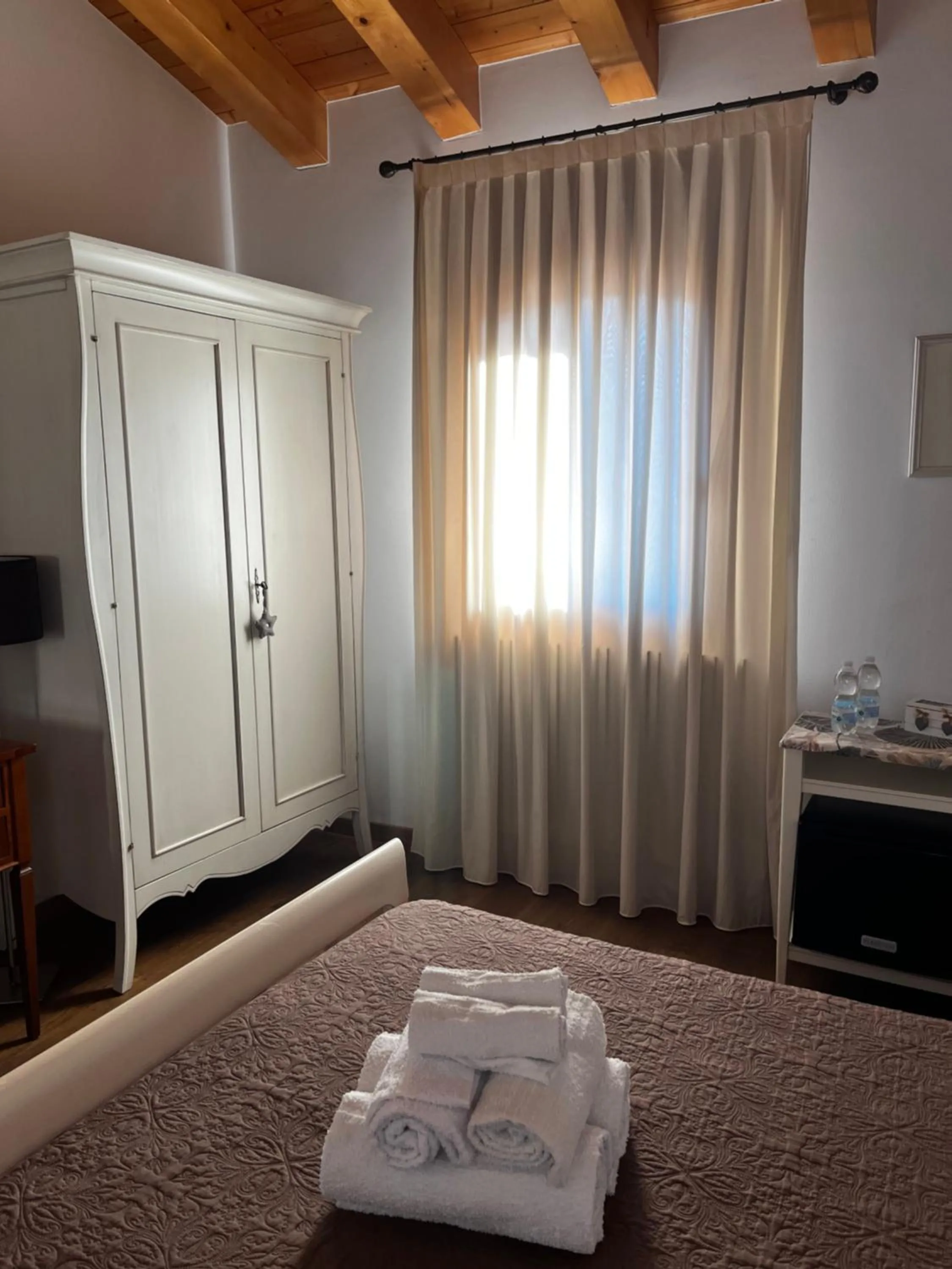 Decorative detail, Bed in Al Piccolo Clarin