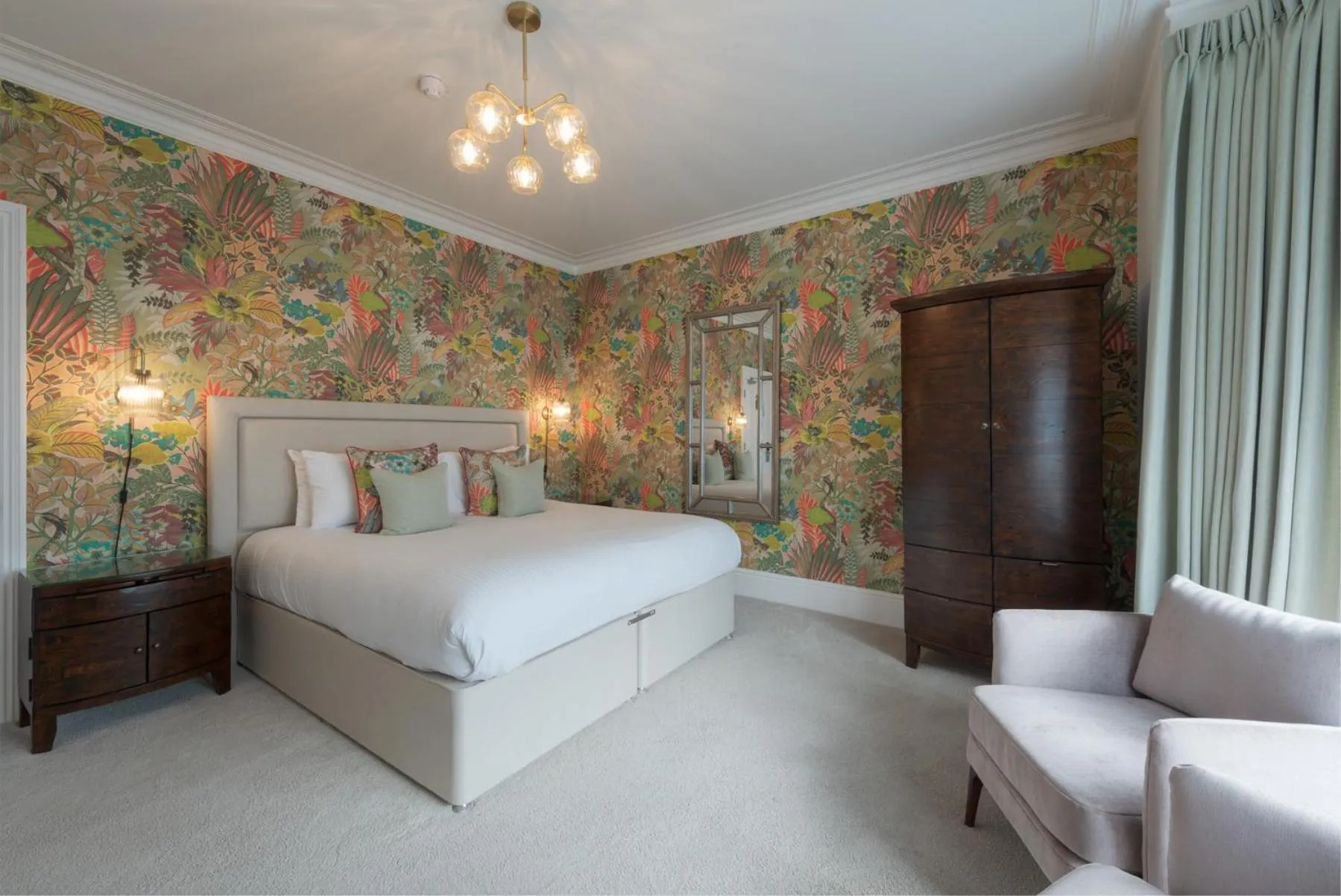 Photo of the whole room, Bed in Florence House Boutique Hotel and Restaurant