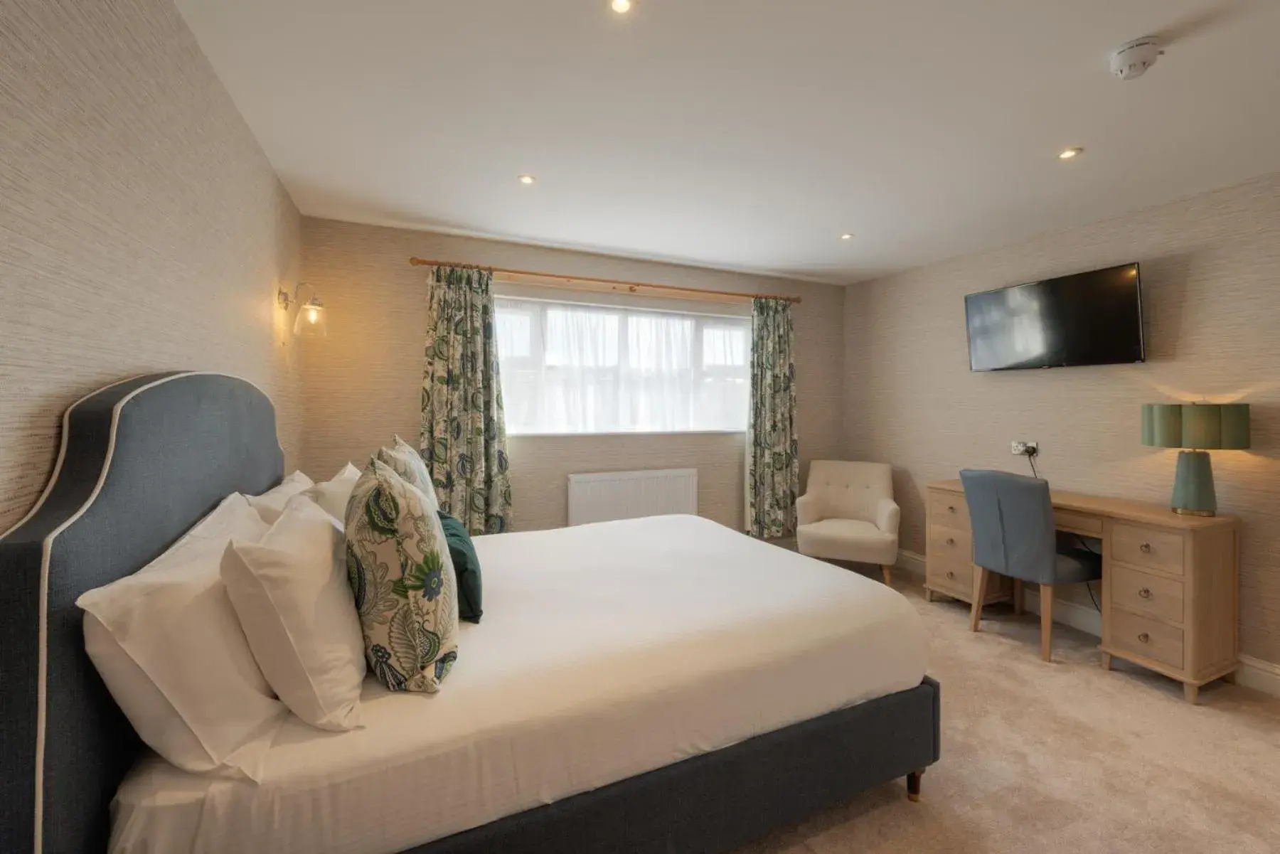 Family Suite (2 Adults + 3 Children) in Florence House Boutique Hotel and Restaurant Family Suite (2 Adults + 3 Children) in Florence House Boutique Hotel and Restaurant