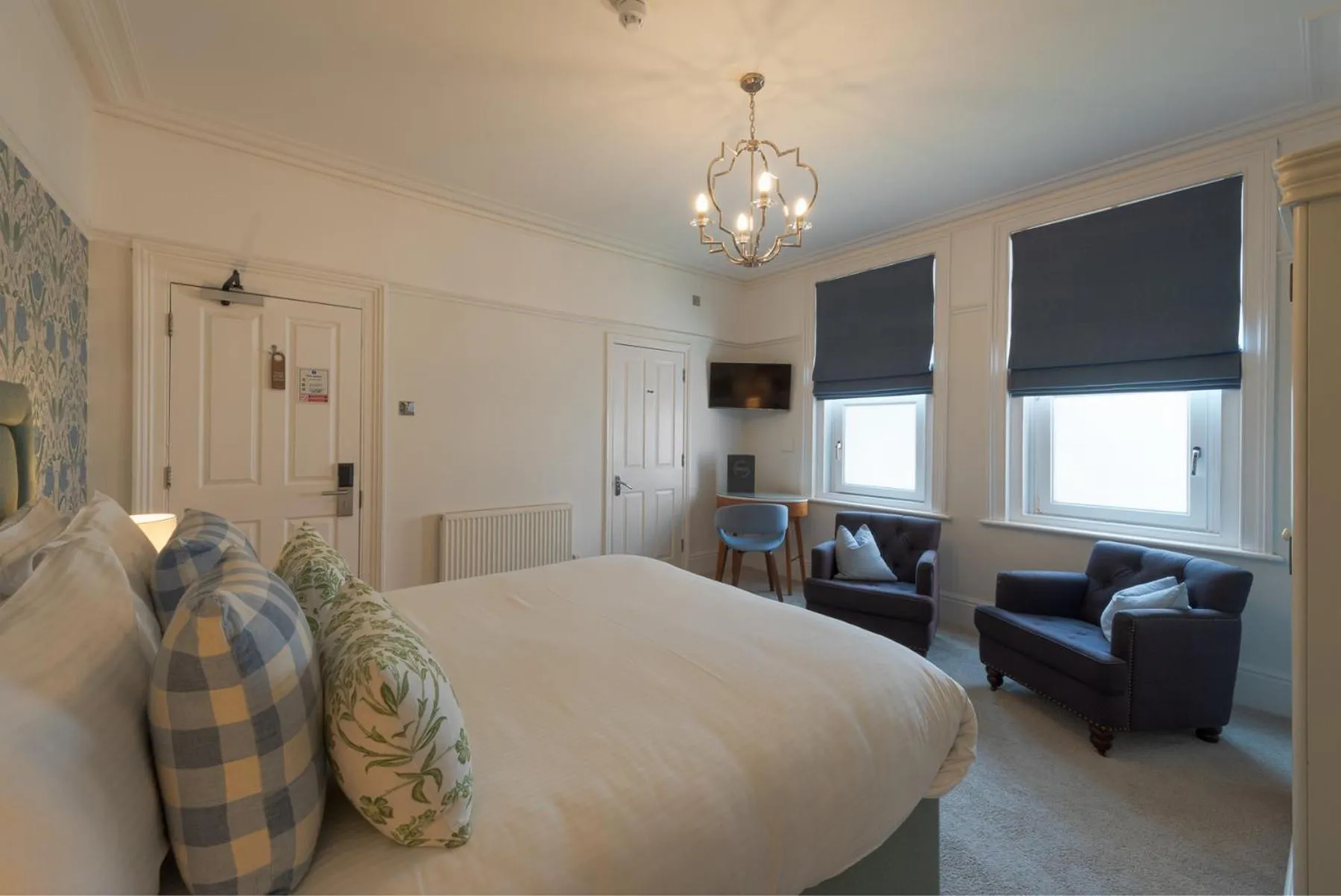 Bed in Florence House Boutique Hotel and Restaurant