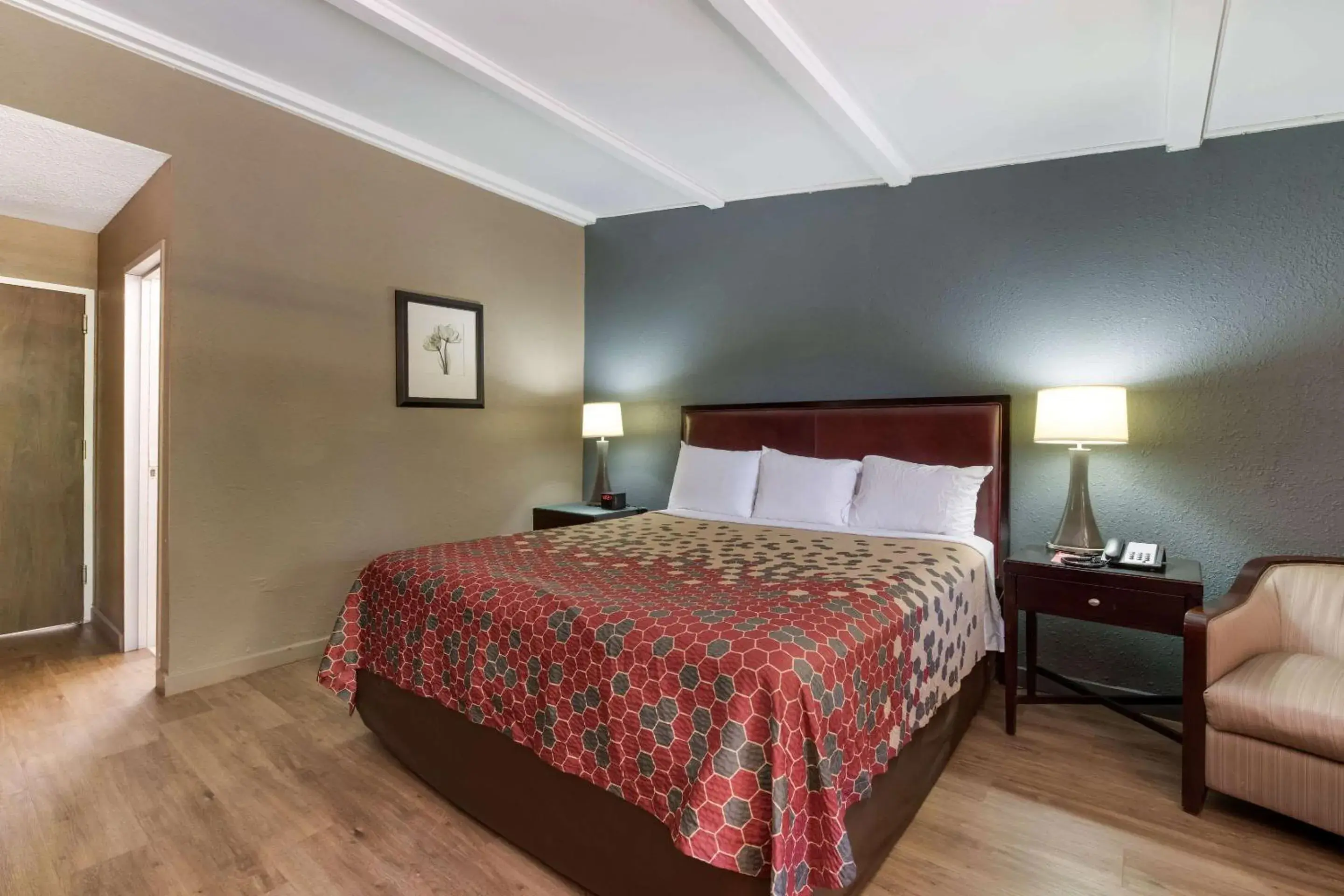 Bedroom, Bed in Econo Lodge Bedroom, Bed in Econo Lodge