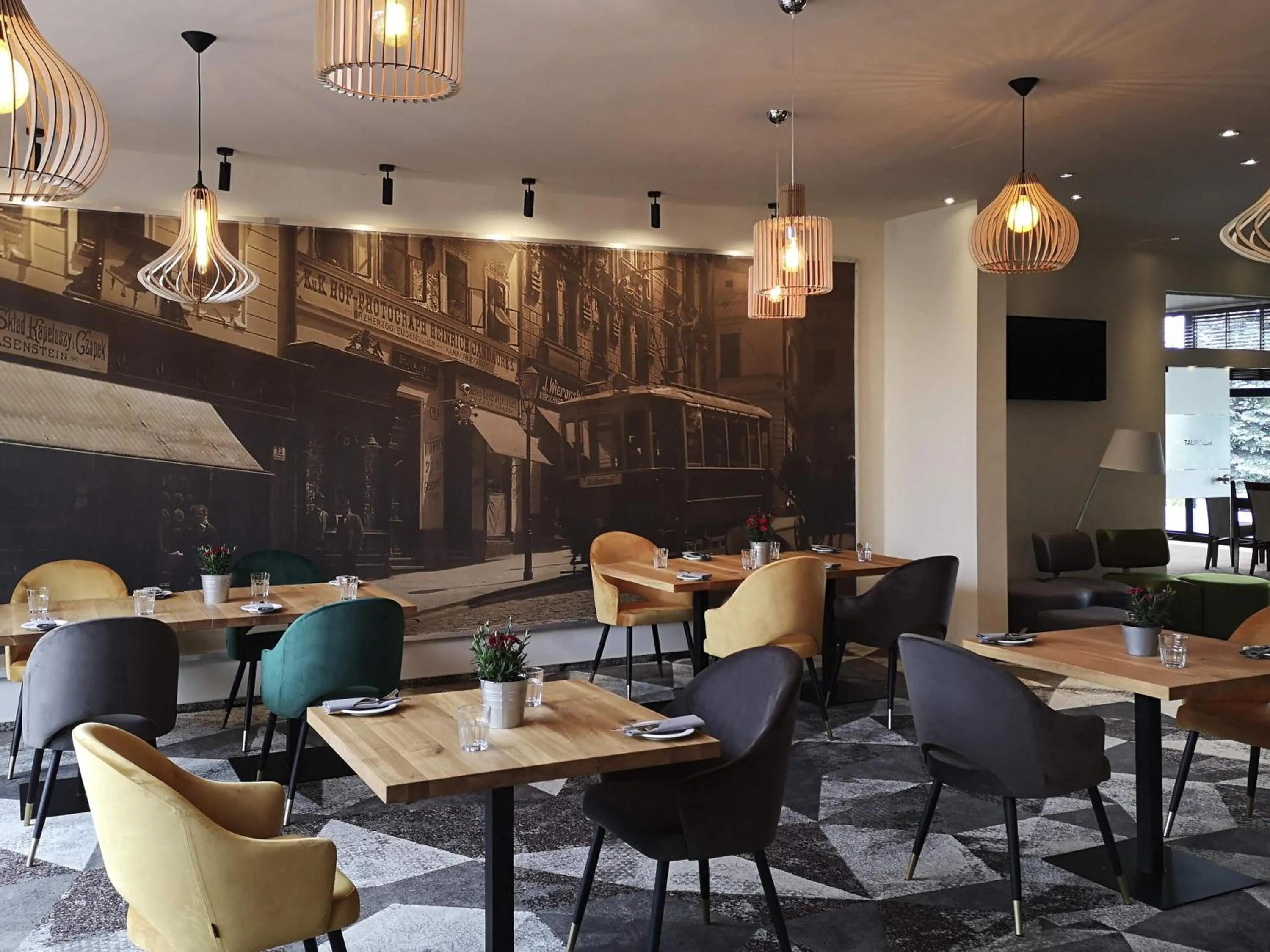 Restaurant/places to eat in Mercure Cieszyn