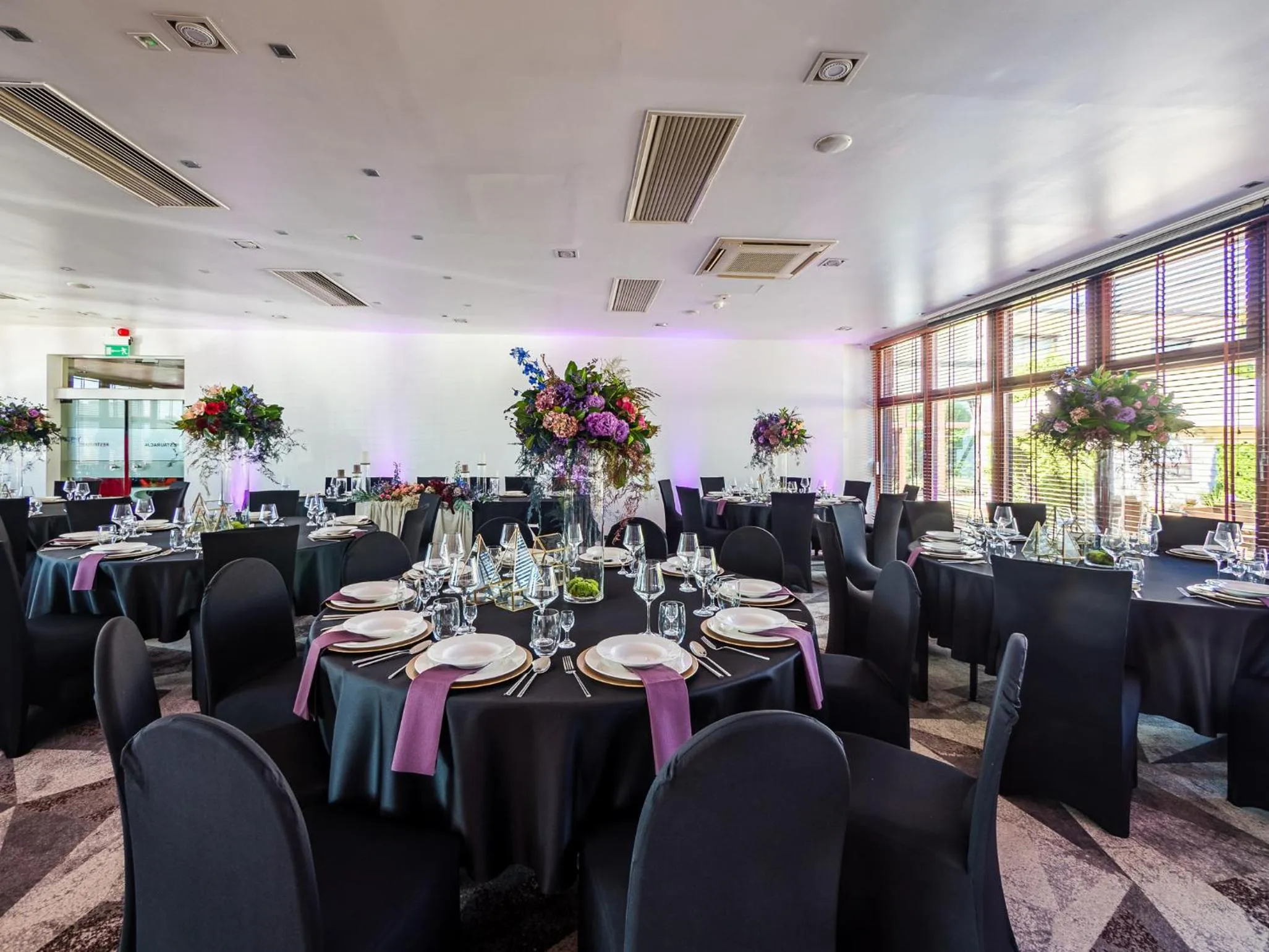 Restaurant/places to eat in Mercure Cieszyn