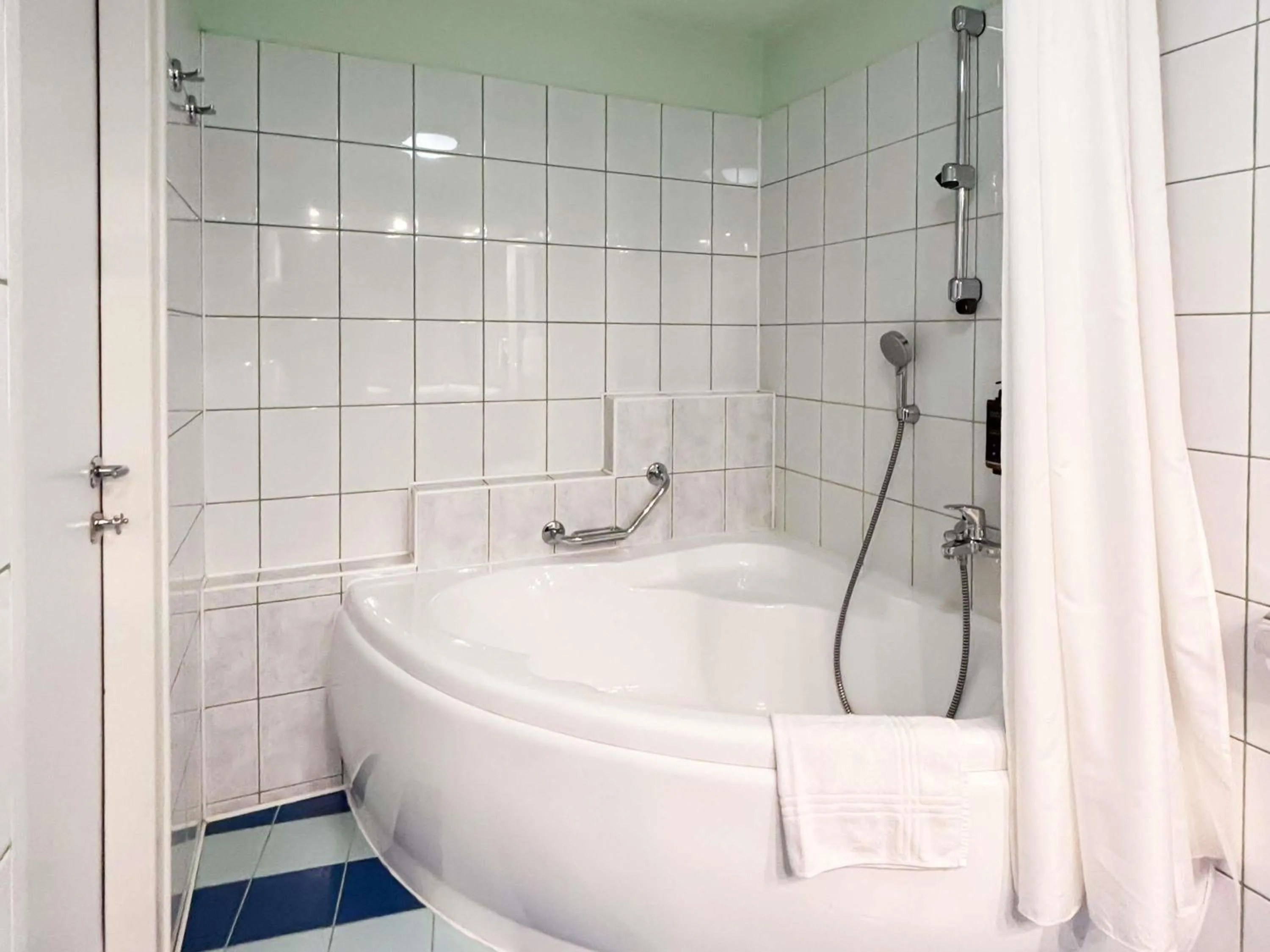 Bedroom in Mercure Cieszyn