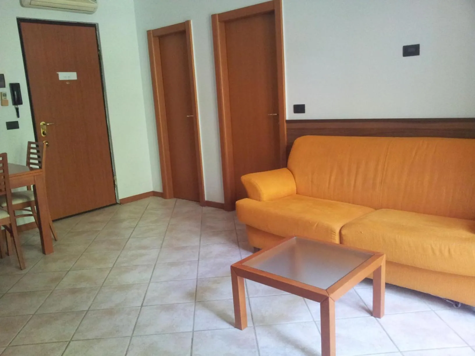 Residence Yezeguelian