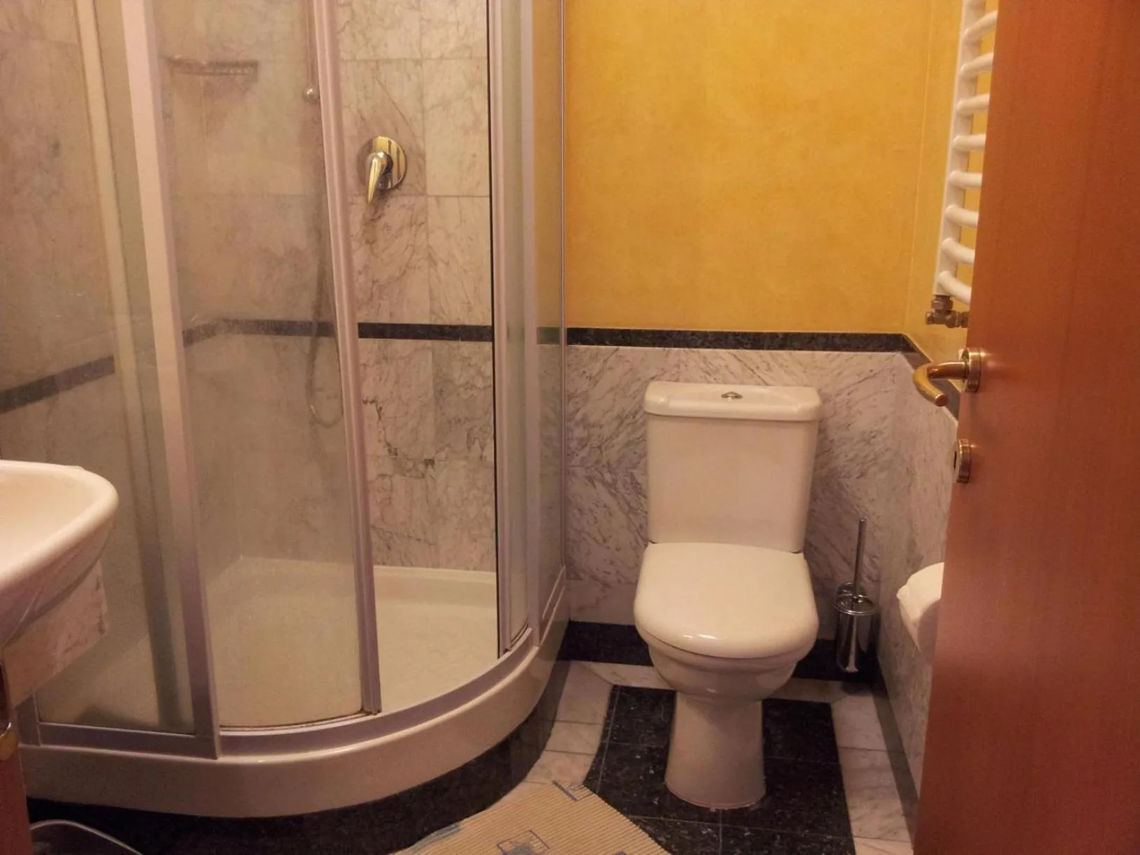 Residence Yezeguelian