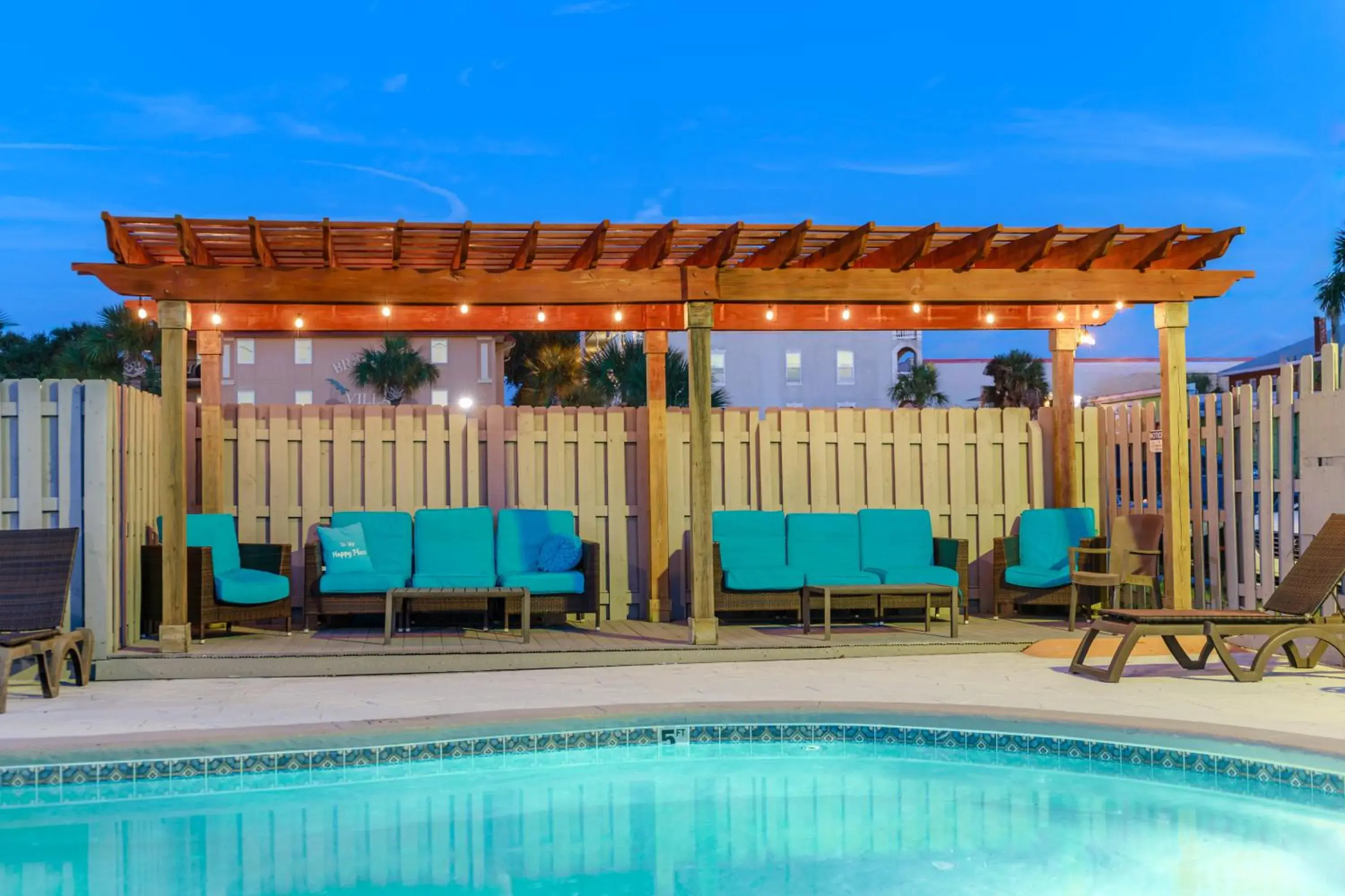 Swimming pool in Admiral's Inn on Tybee Island Swimming pool in Admiral's Inn on Tybee Island