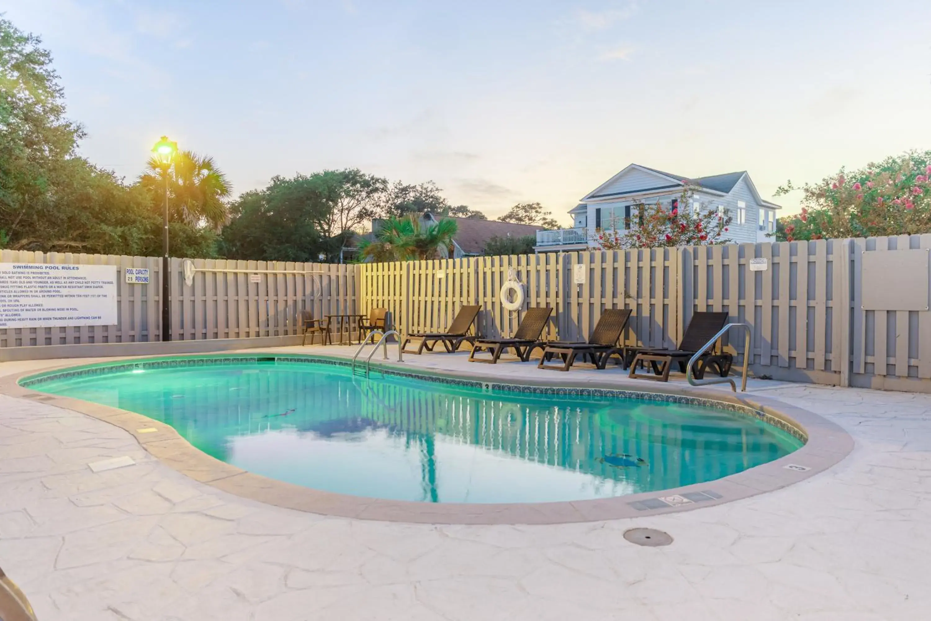 Swimming pool in Admiral's Inn on Tybee Island Swimming pool in Admiral's Inn on Tybee Island