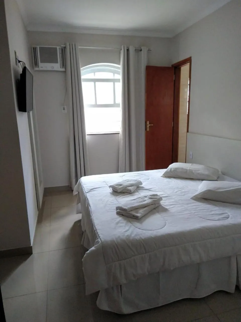 Bedroom, Bed in Hotel Alzira Imperial