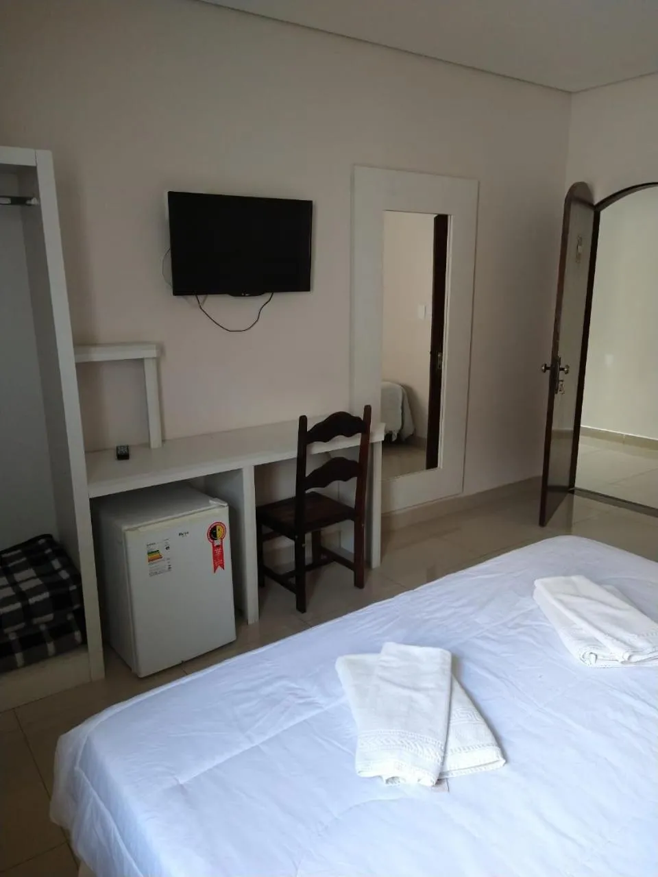 Photo of the whole room, Bed in Hotel Alzira Imperial