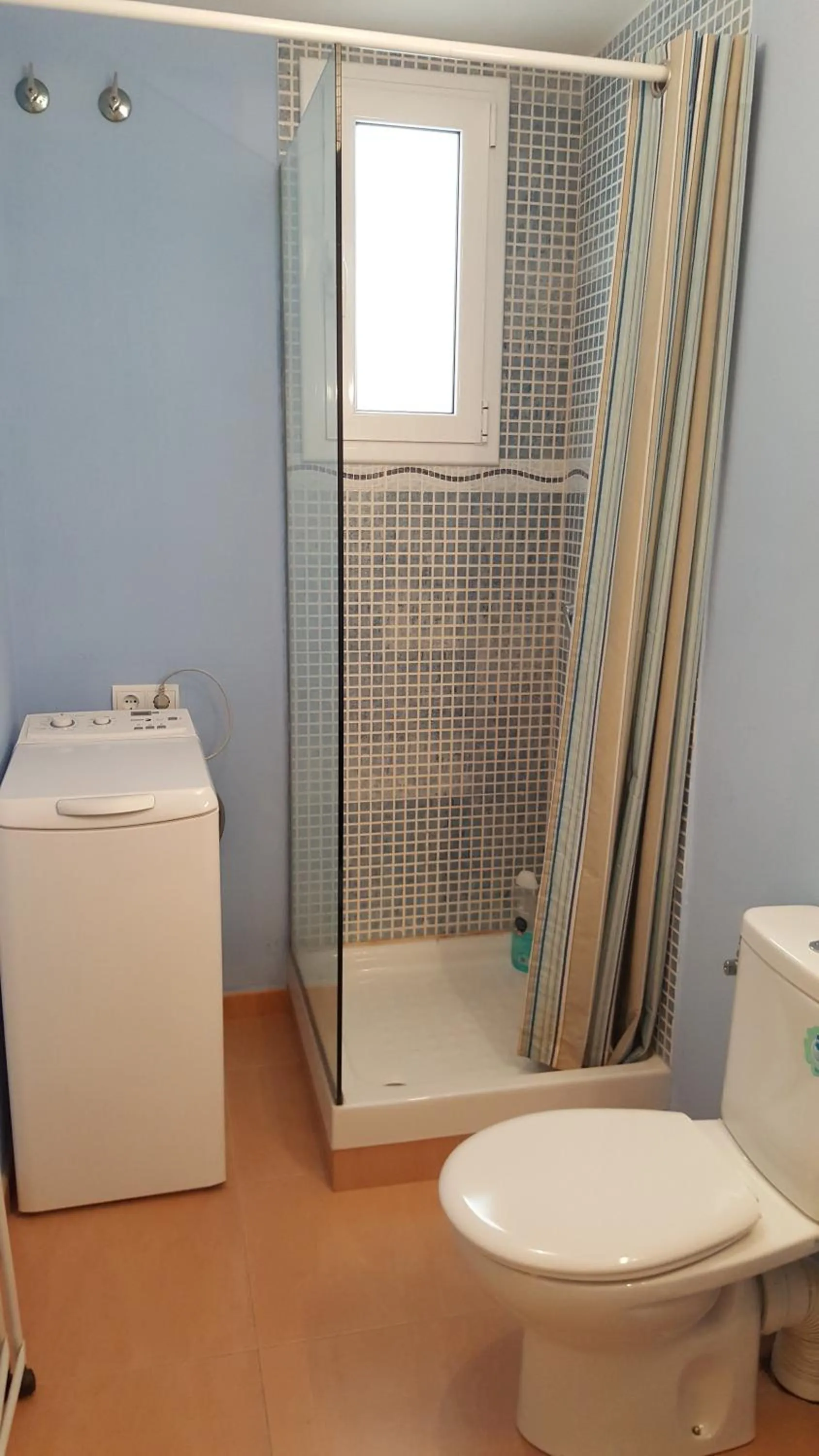 Shower in Apartamento Hector en Sitges
