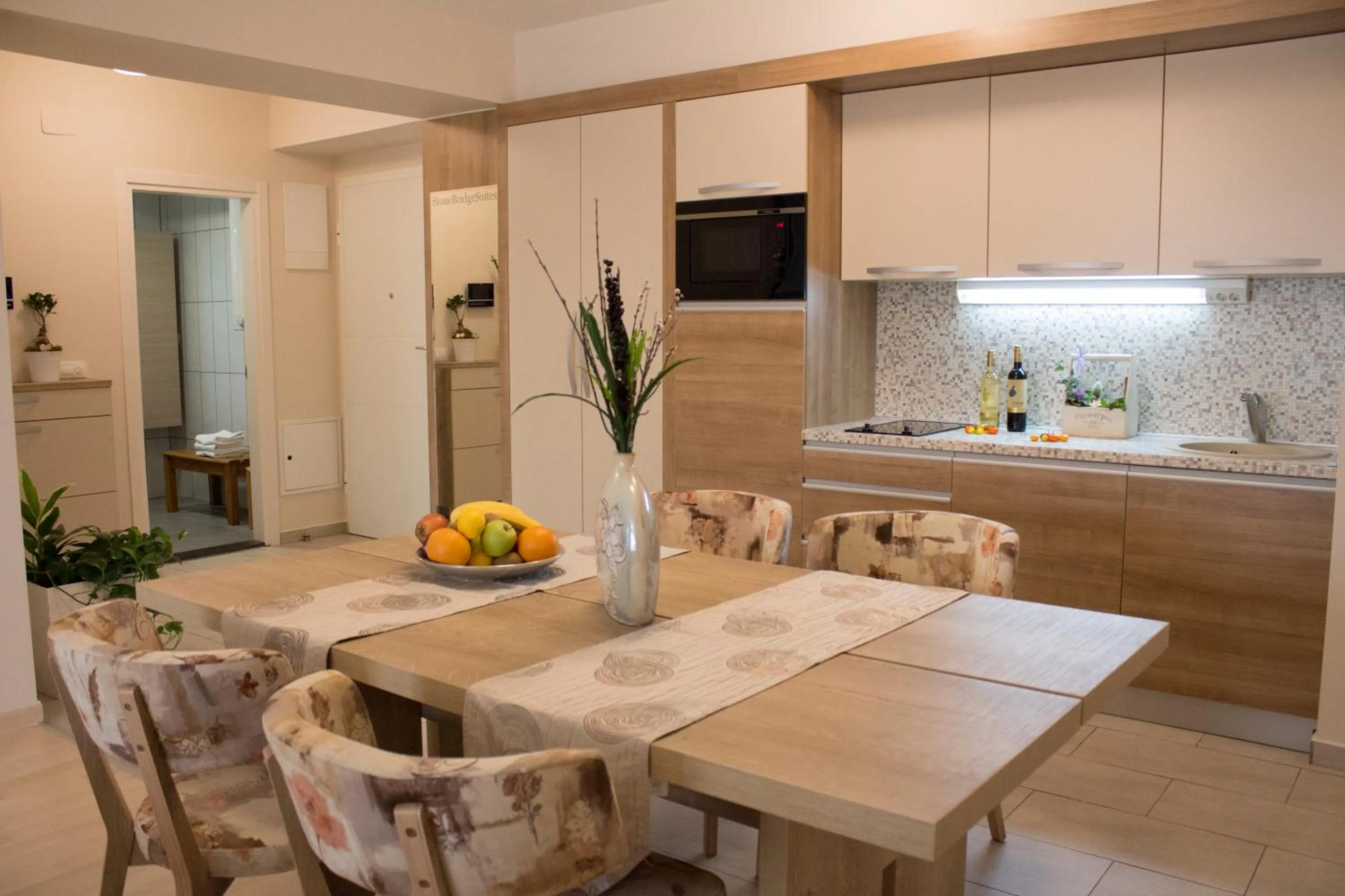 Coffee/tea facilities in Capitоl Suites & Apartments