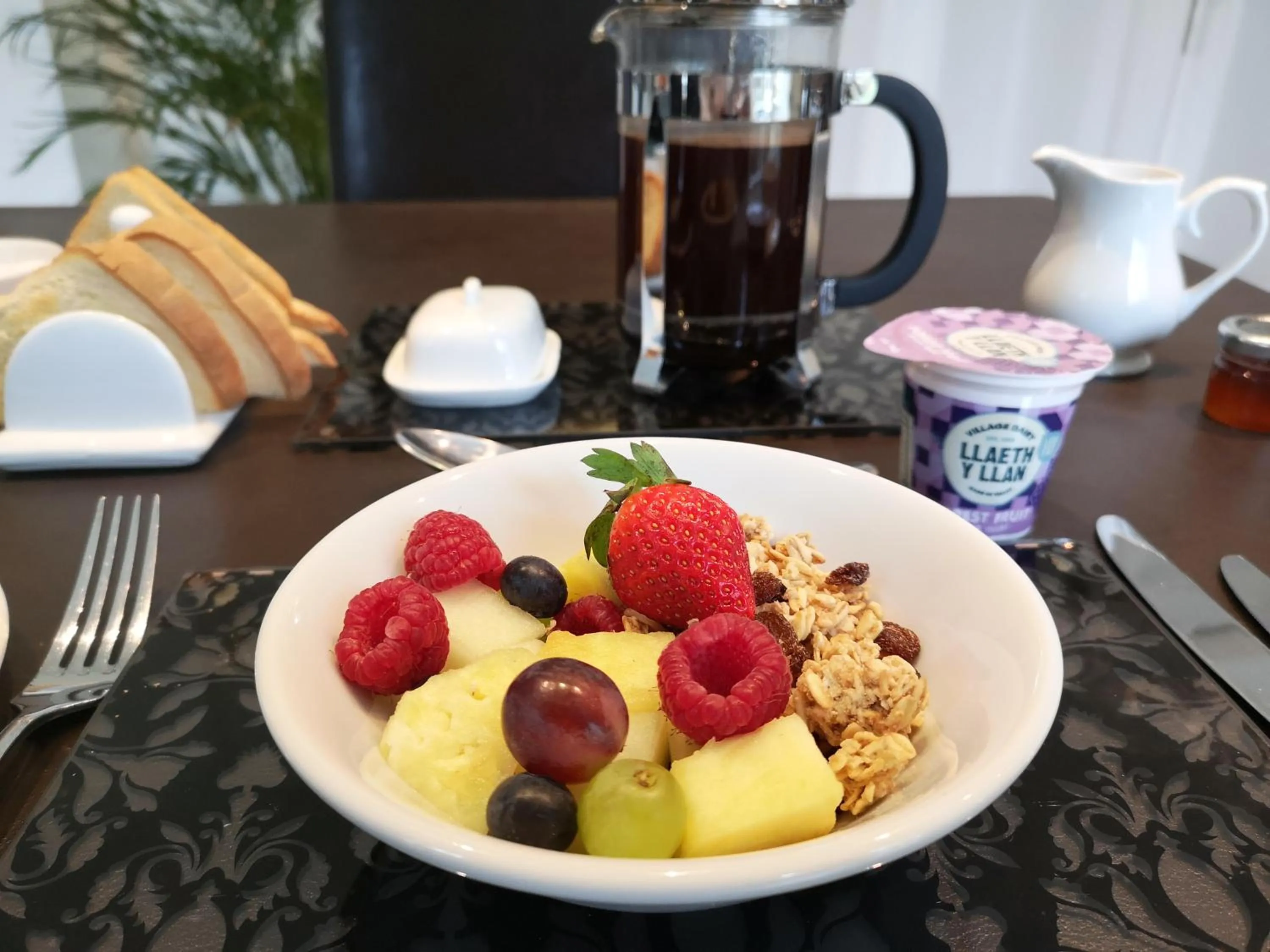 Food in Glangwili Mansion - Luxury 5 star Bed & Breakfast