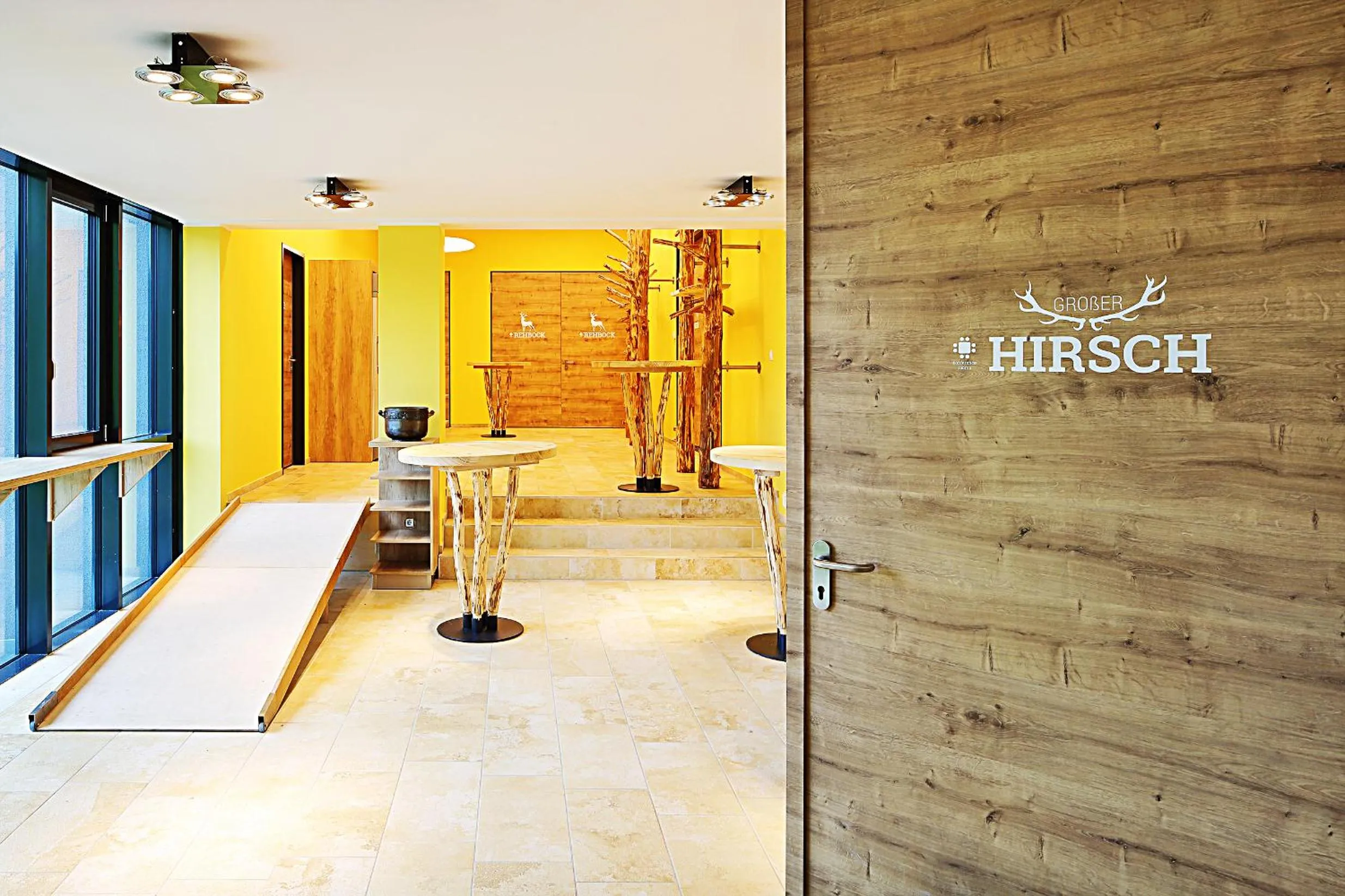 Banquet/Function facilities in Green Deer Bavarian Hotel