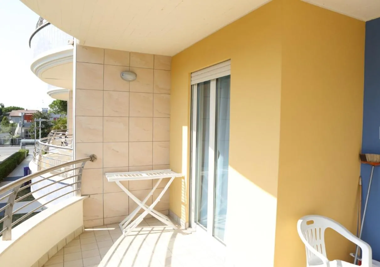 Balcony/Terrace in Mare Blu Residence