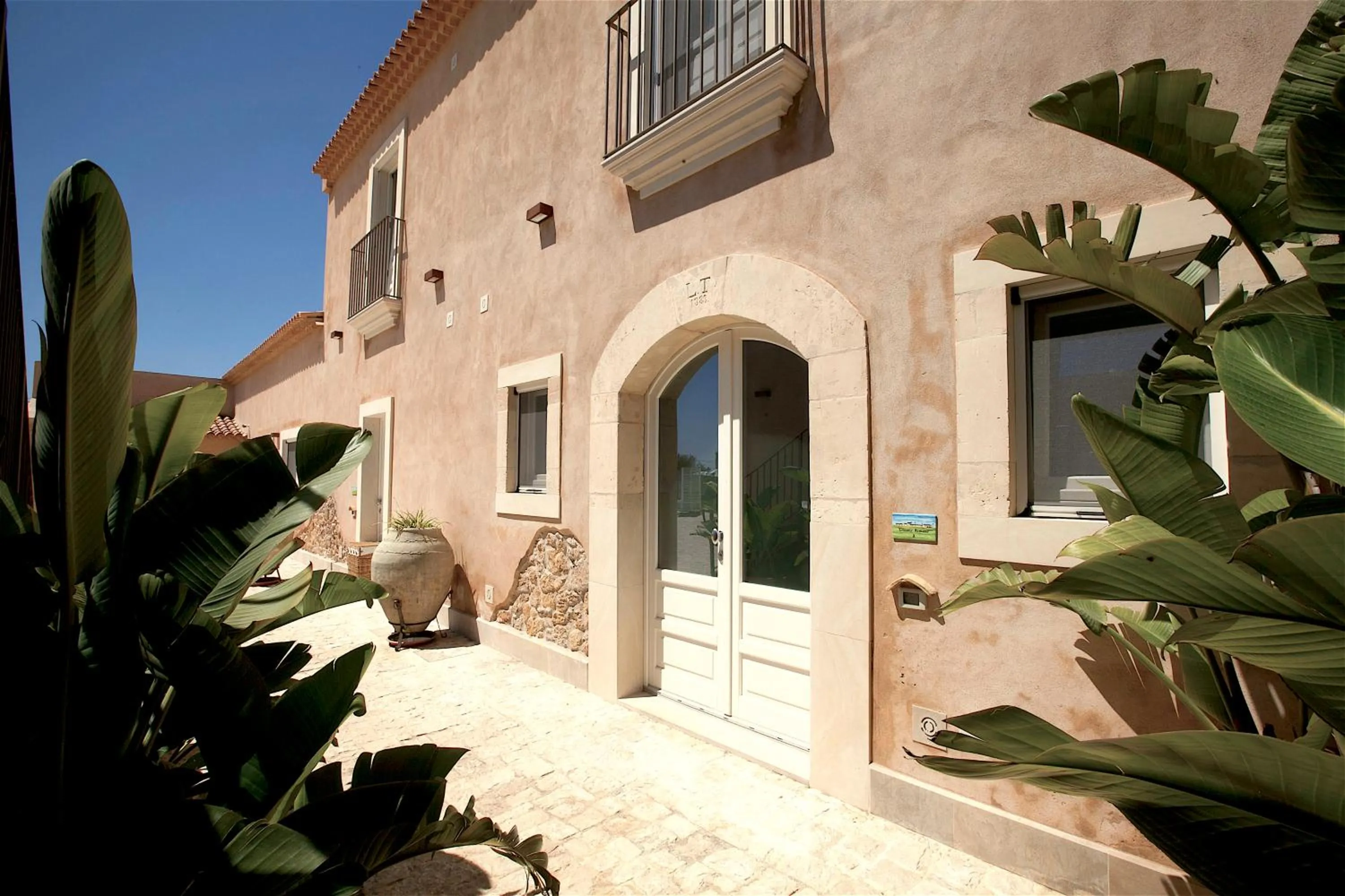 Facade/entrance in Hotel Casale Milocca