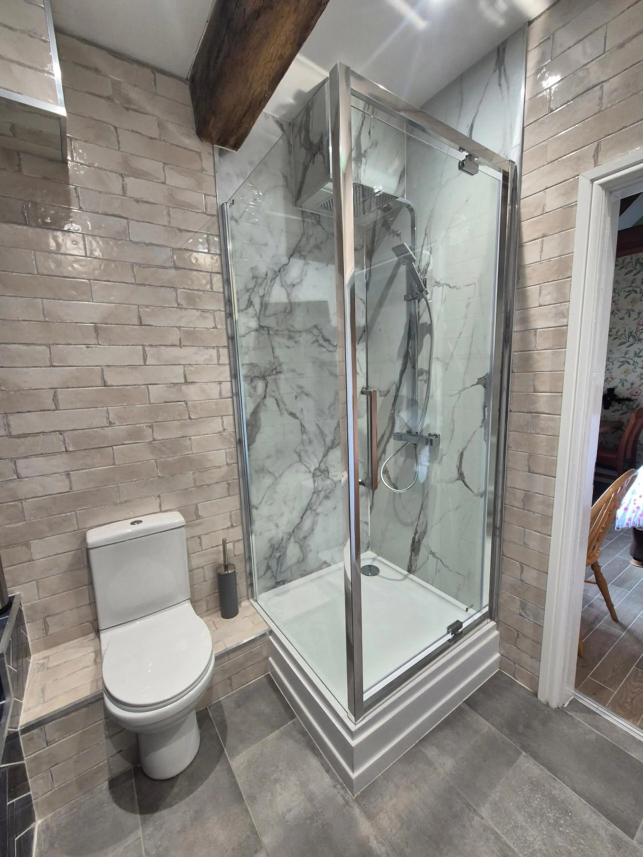 Shower in Padley Farm