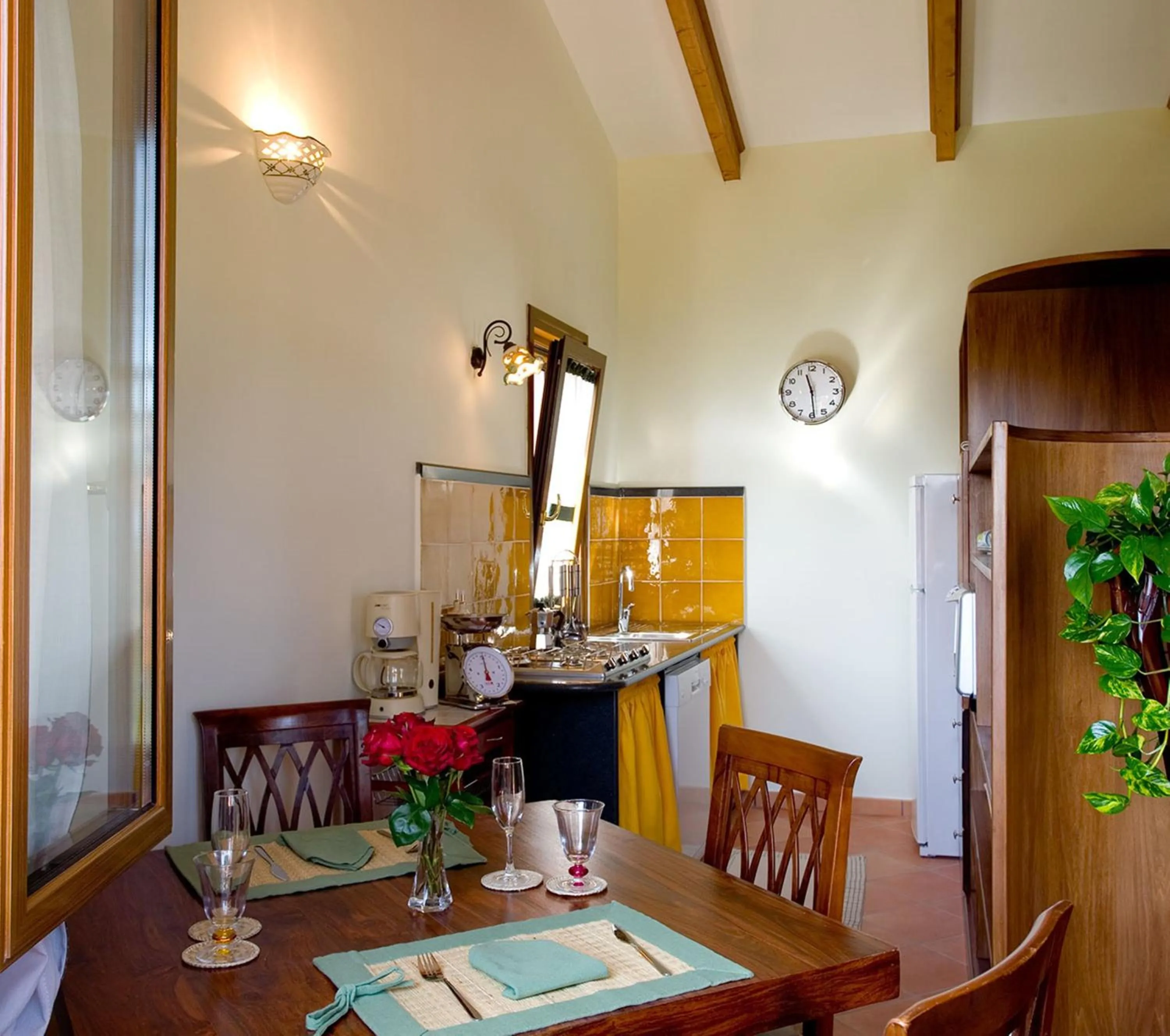 Kitchen or kitchenette in Hotel O Sole Mio