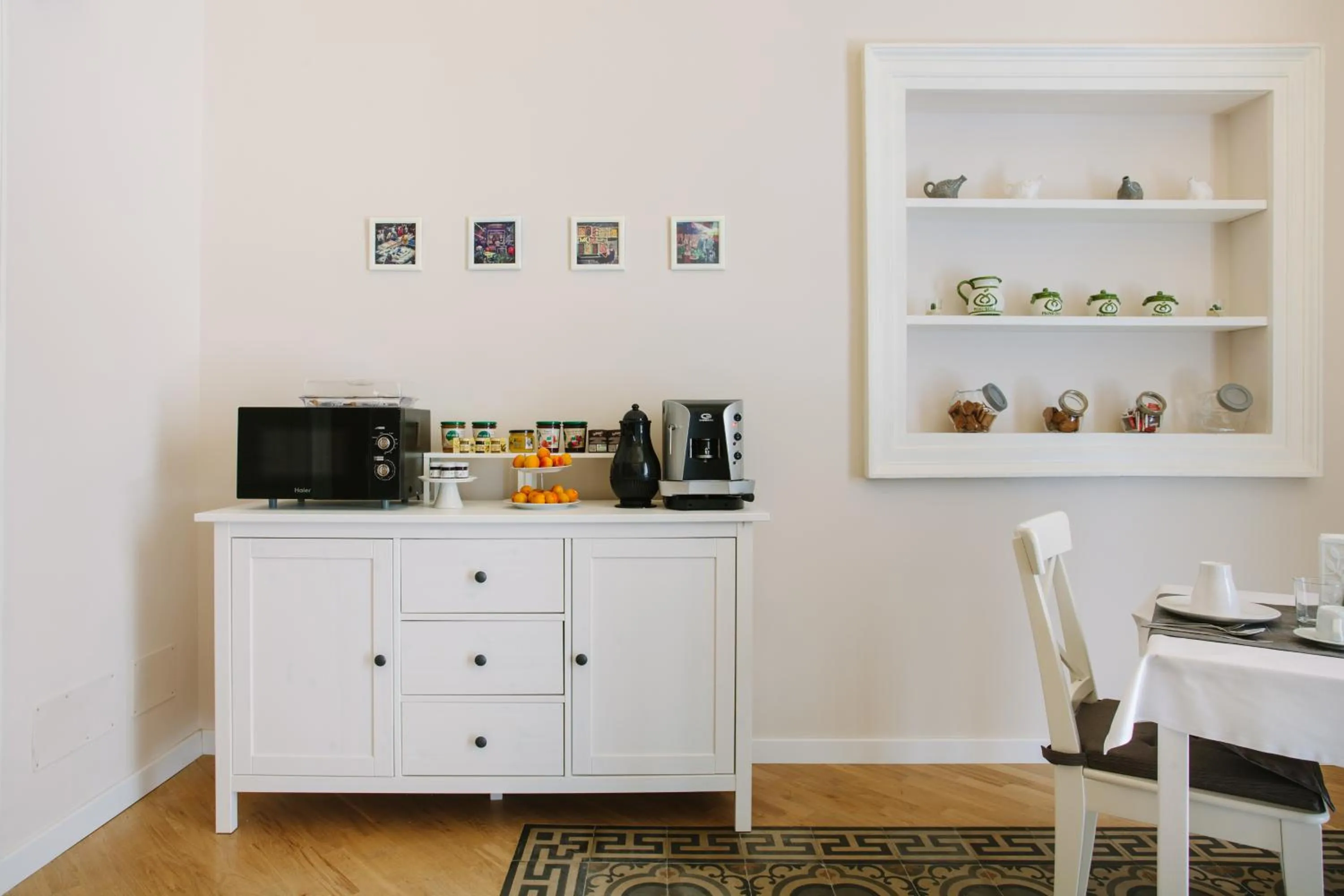 Kitchen or kitchenette in Mungibeddu Organic Bed and Breakfast