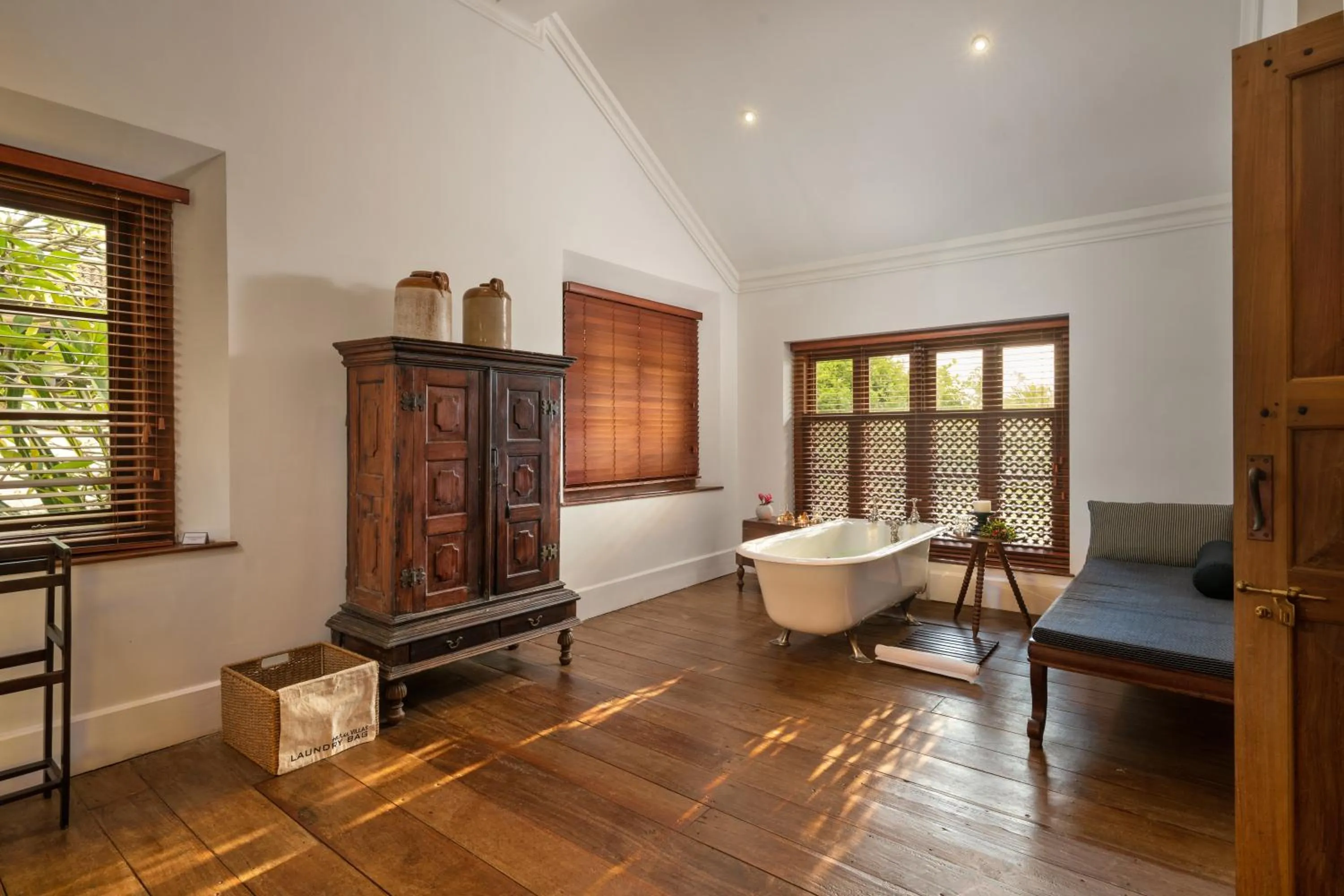 Bathroom in Taru Villas Rampart Street - Galle Fort