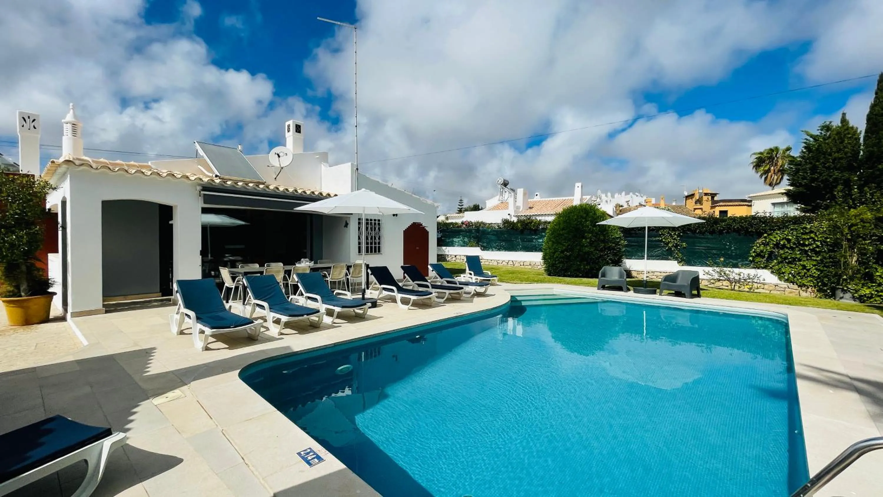 Strip - Private Pool - 12 Guests - Albufeira