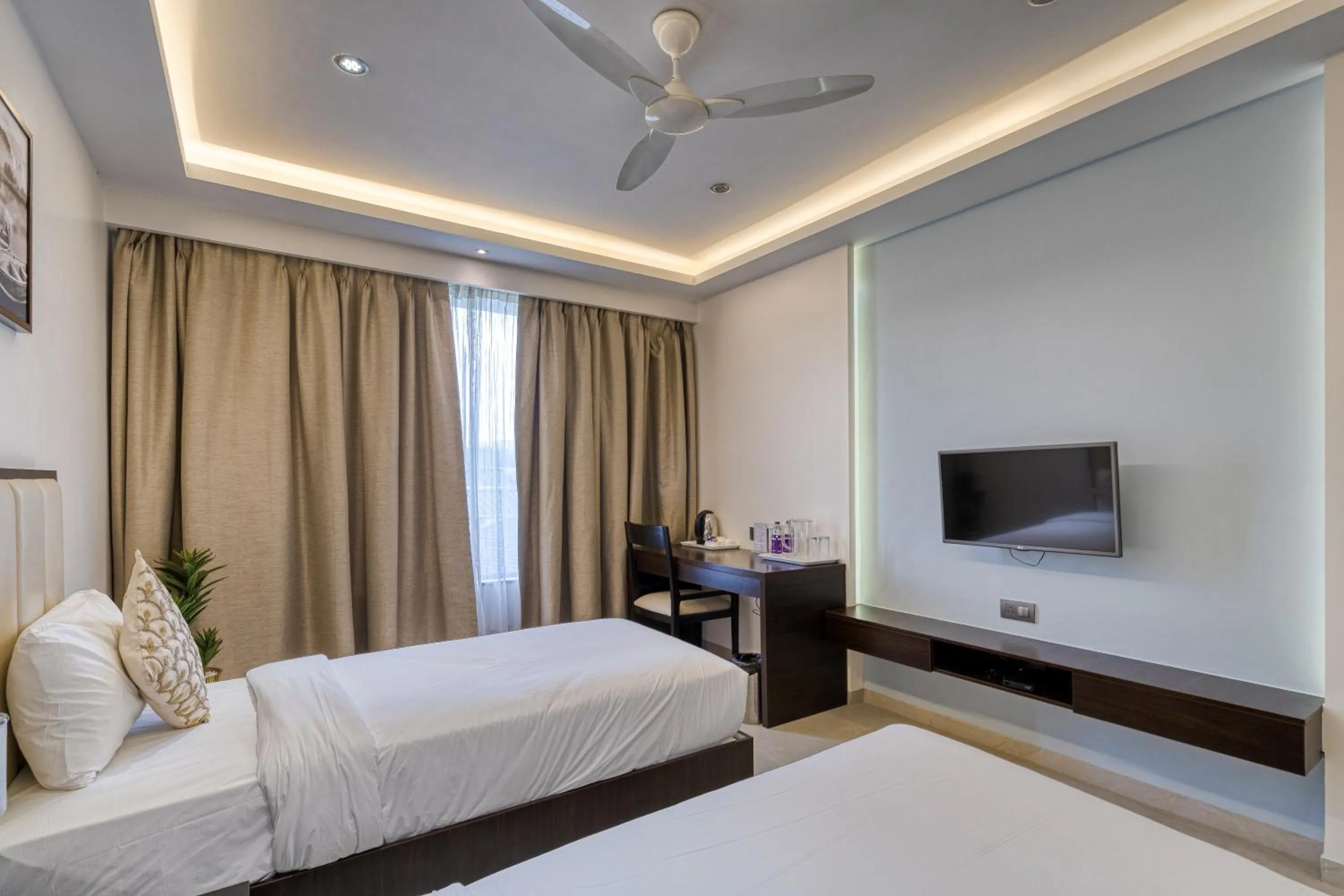 Bed in Hotel Grand Visava Lonavala