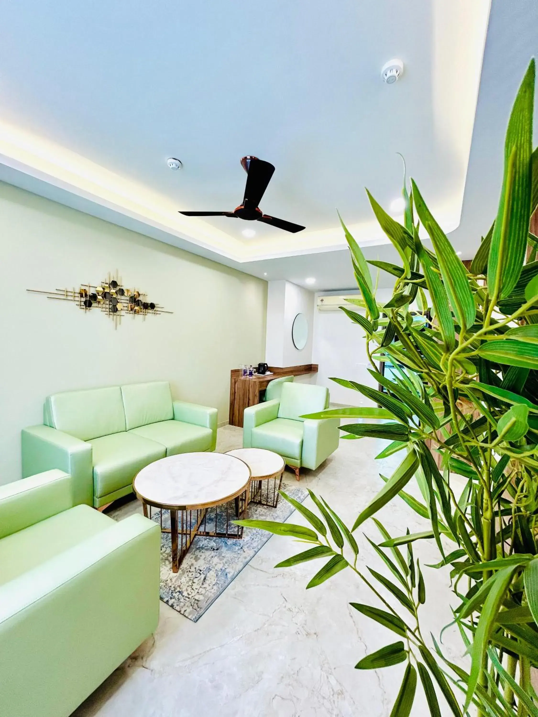 Living room in Hotel Grand Visava Lonavala Living room in Hotel Grand Visava Lonavala