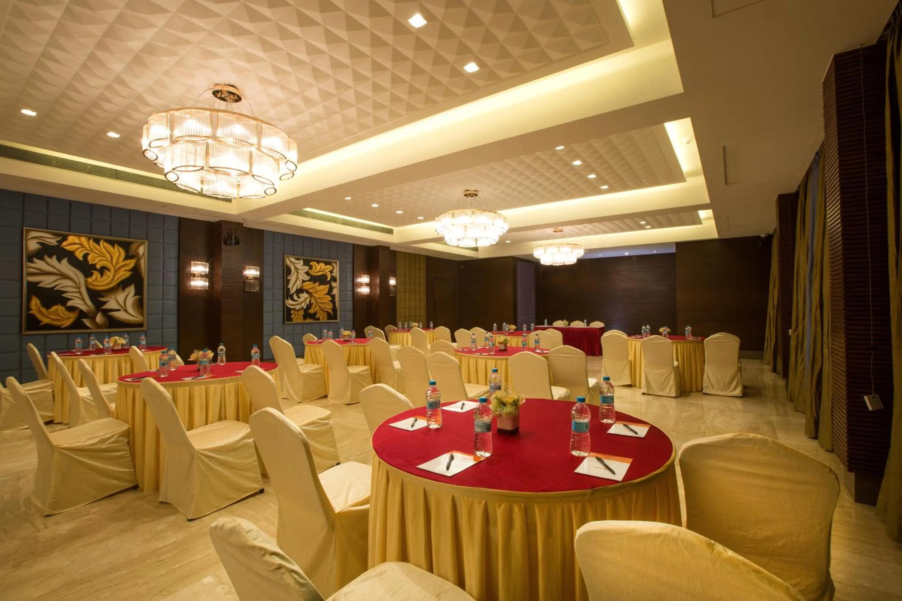 Banquet/Function facilities in Hotel Grand Visava Lonavala
