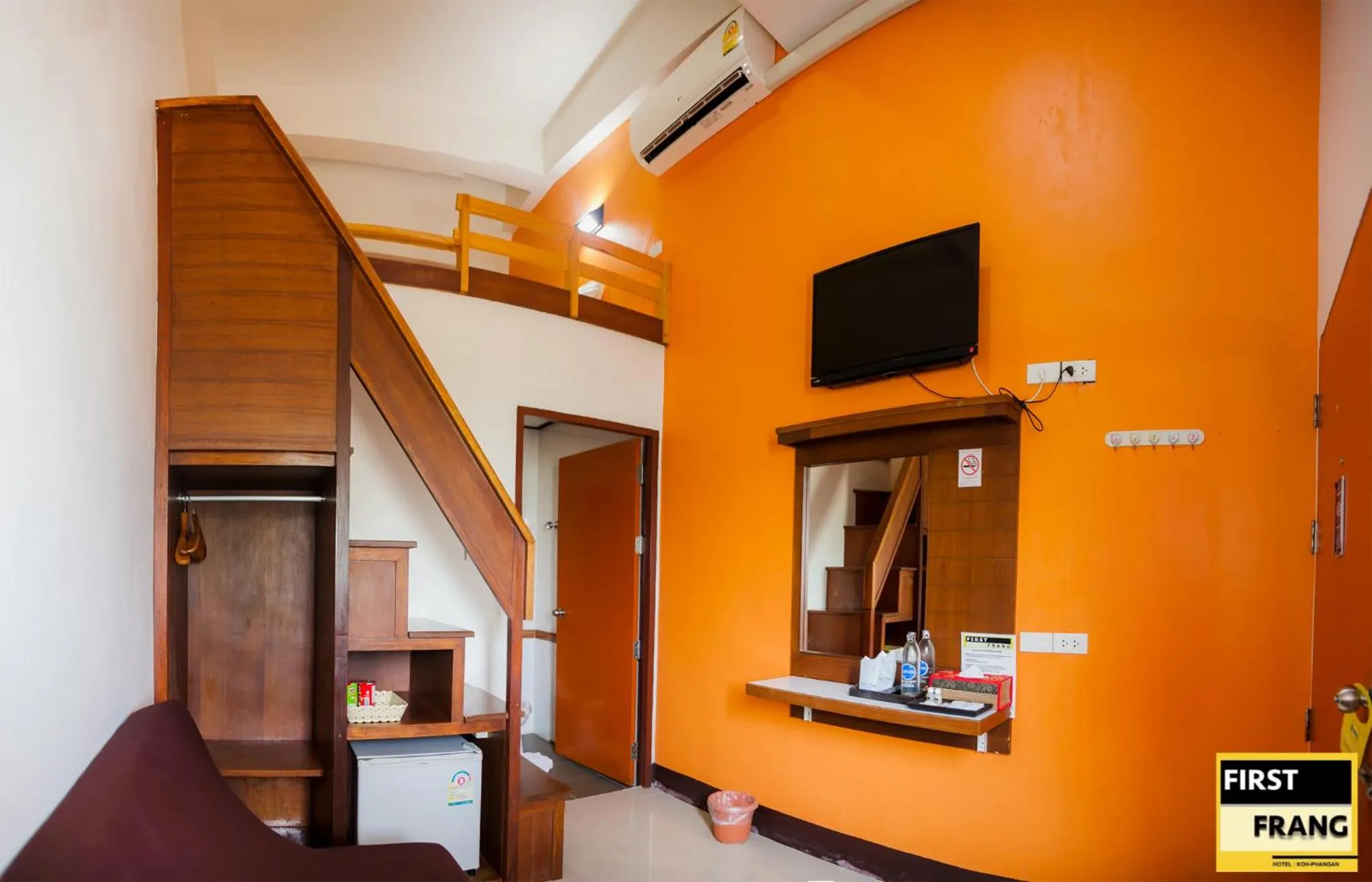 Photo of the whole room in First and Frang Hotel - Koh Phangan