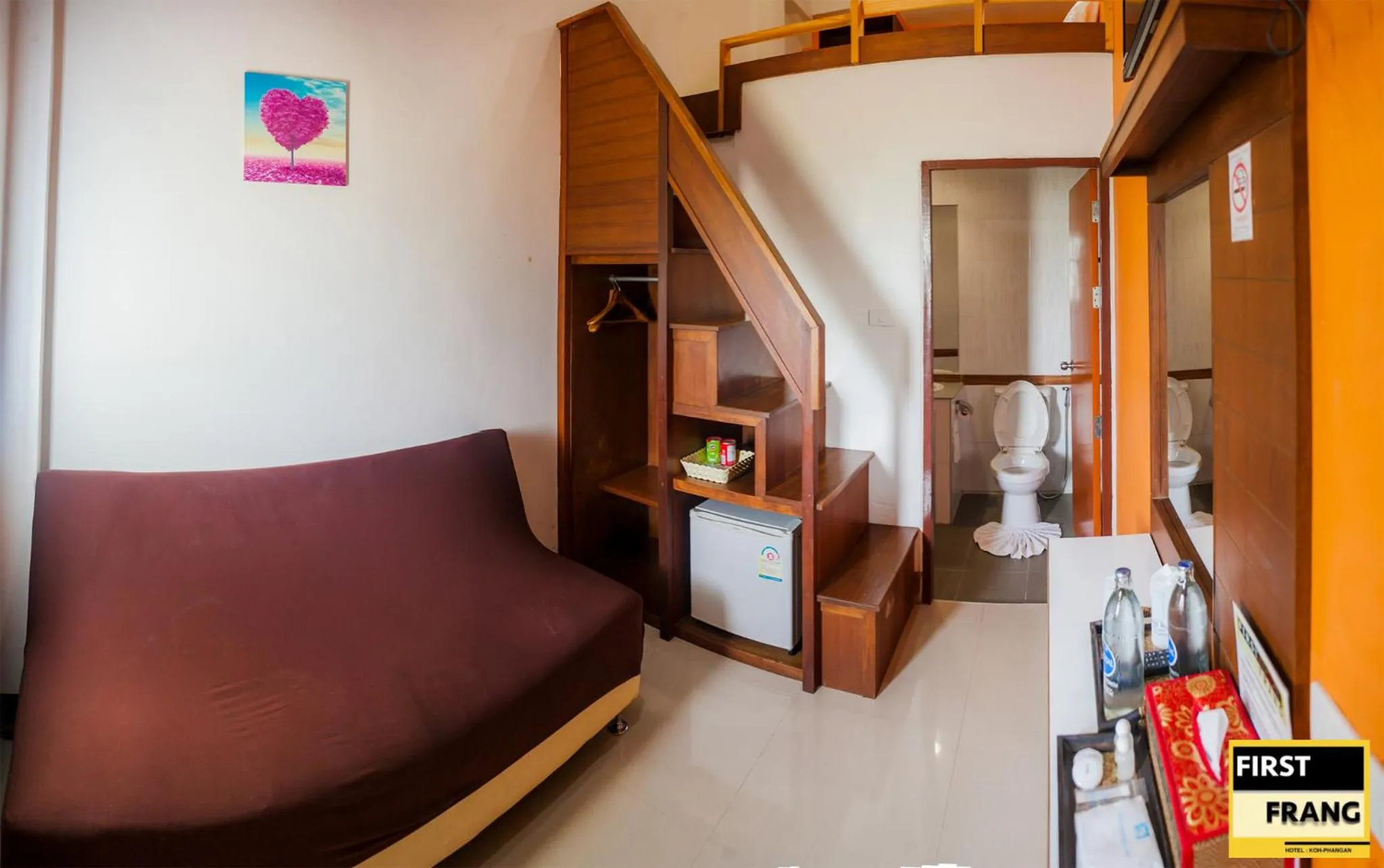 Photo of the whole room, Bed in First and Frang Hotel - Koh Phangan